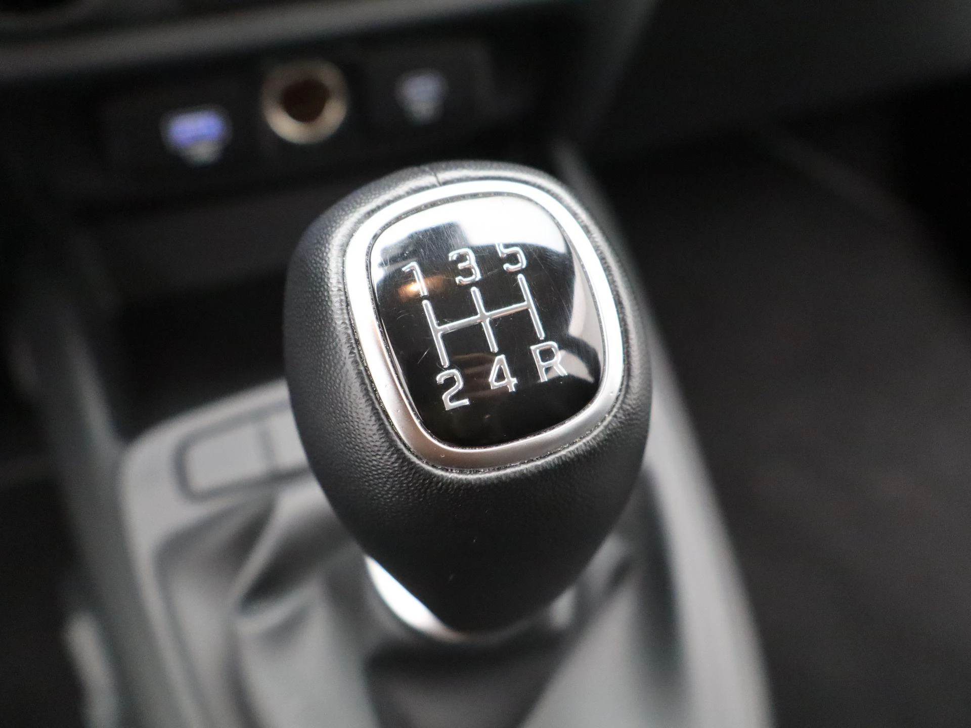 Hyundai-i10-image-13