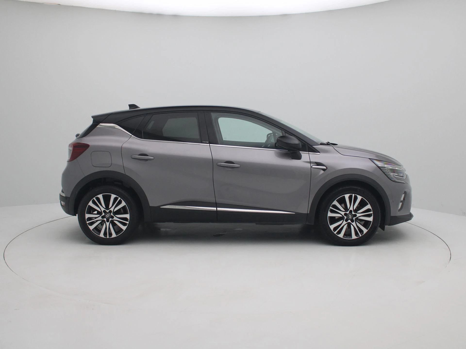 Renault Captur E-Tech Plug-in Hybrid 160 Initiale Paris