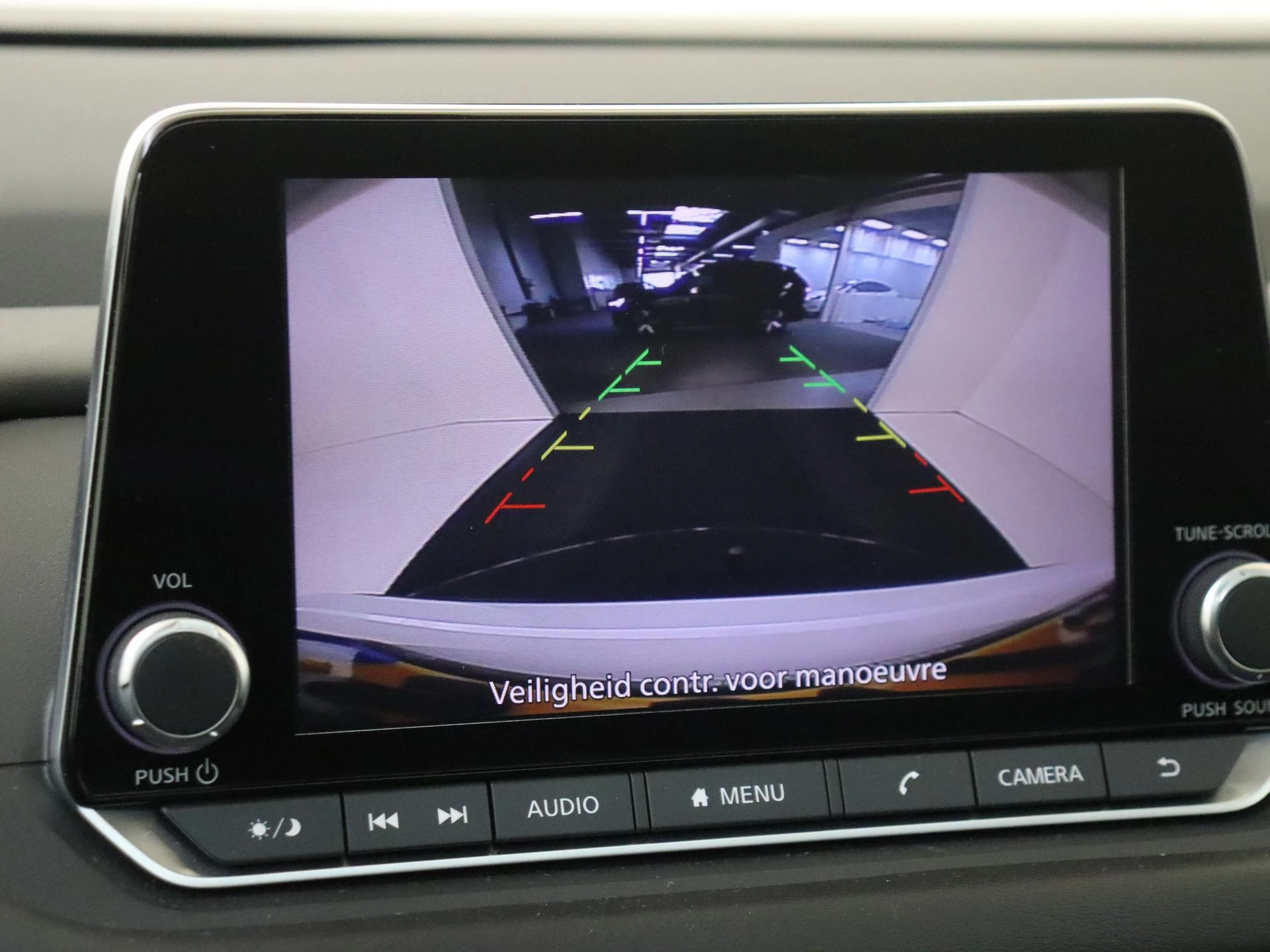 Nissan-QASHQAI-image-16