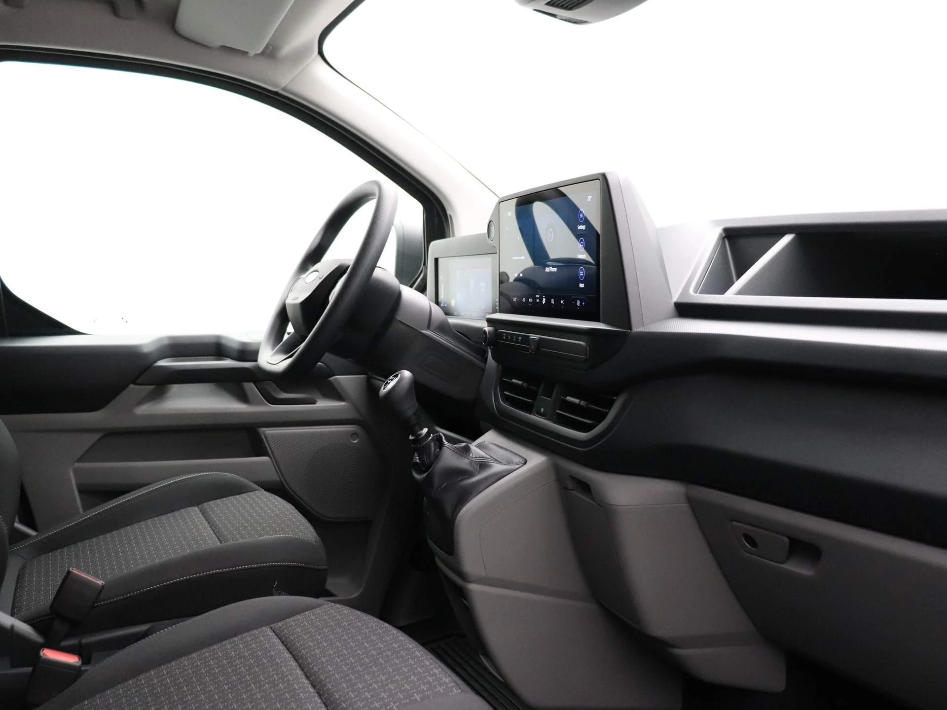 Ford-Transit Custom-image-40