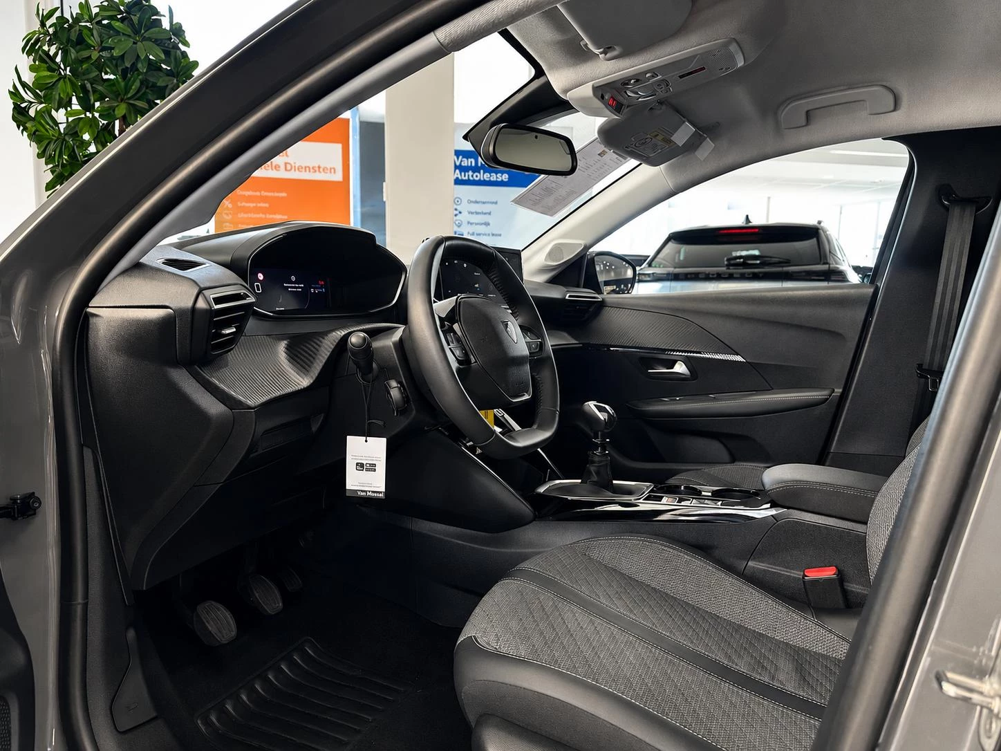Peugeot 208 1.2 PureTech 100 Allure