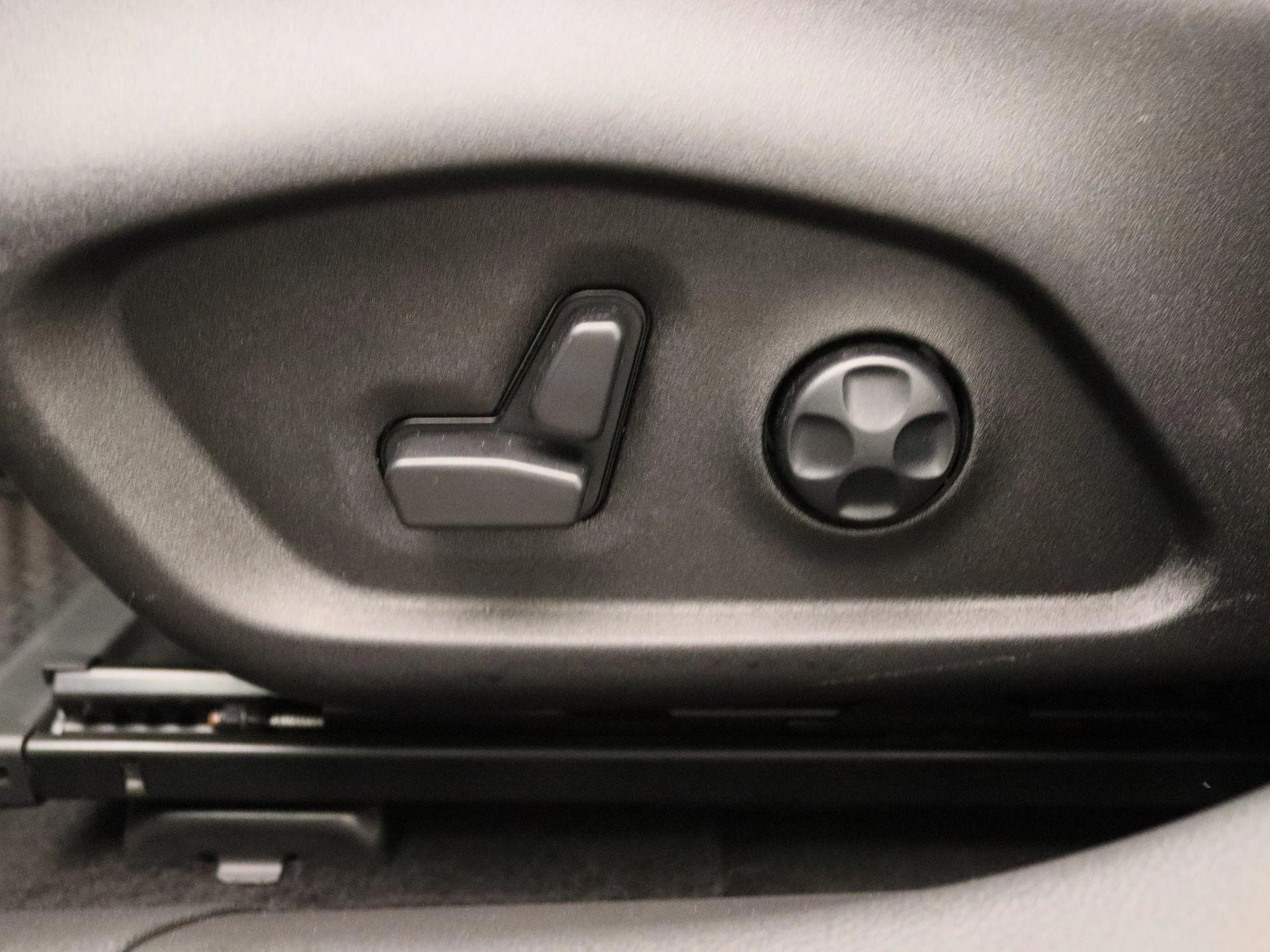 Jeep-Compass-image-12