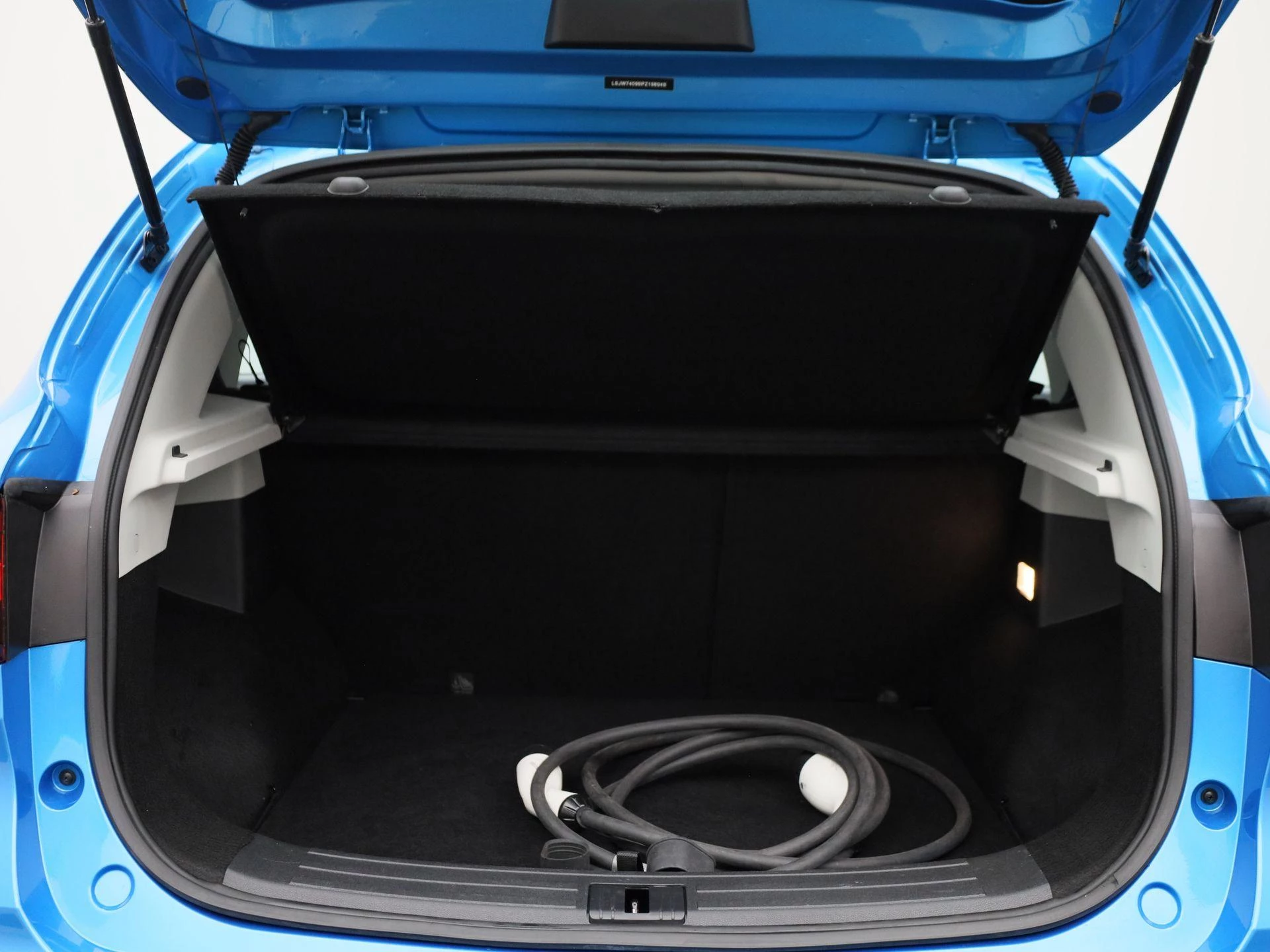 MG ZS EV Long Range Luxury 70 kWh