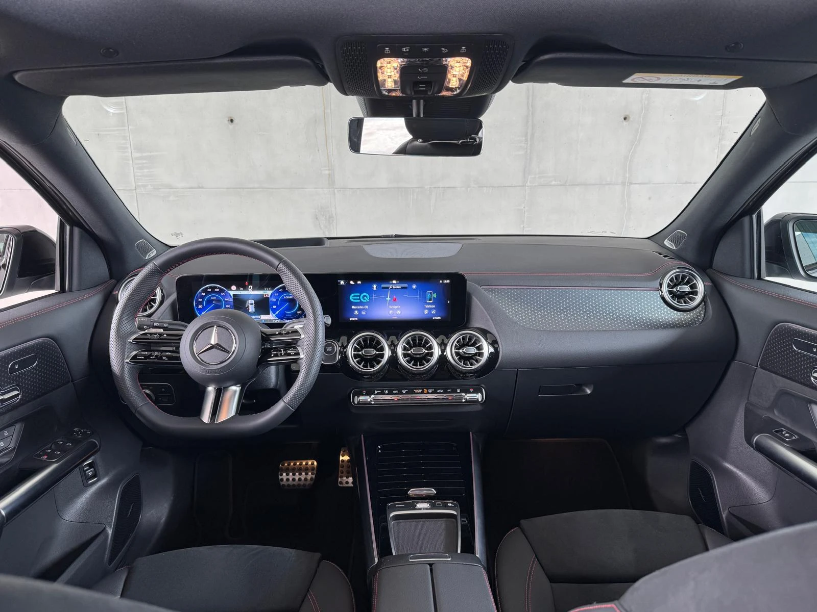 Mercedes-Benz-EQA-image-10