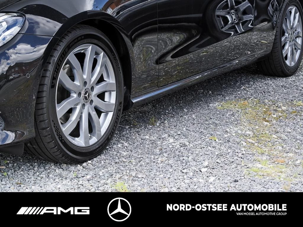 Mercedes-Benz E-Klasse 200 CABRIO AVANTGARDE LED NAVI AIRSCARF KAMERA AVANTGARDE