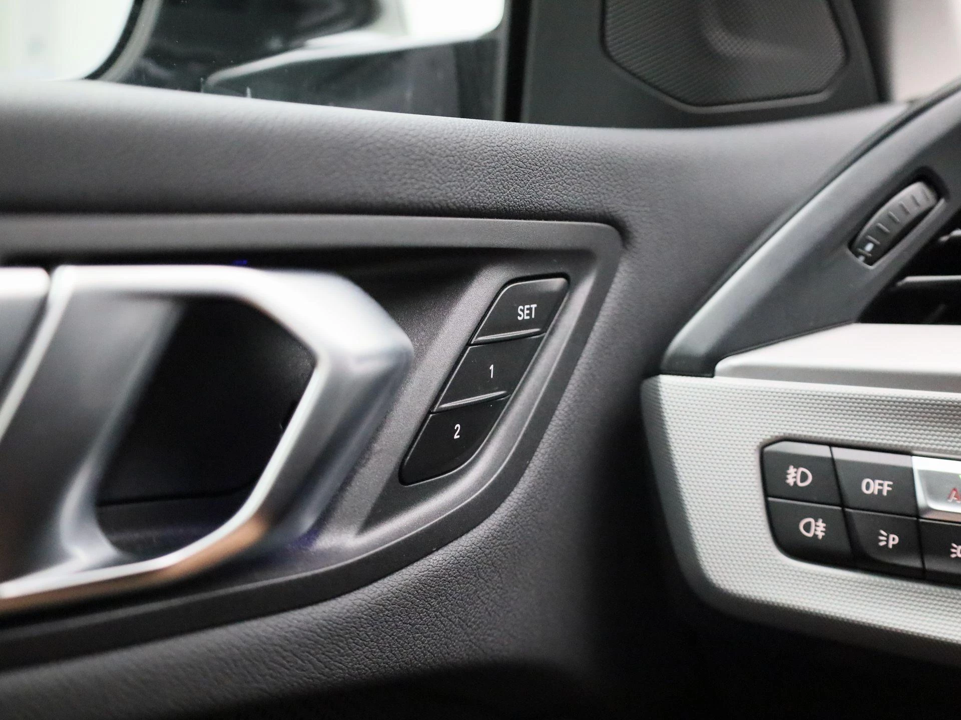 BMW-2 Serie-image-22