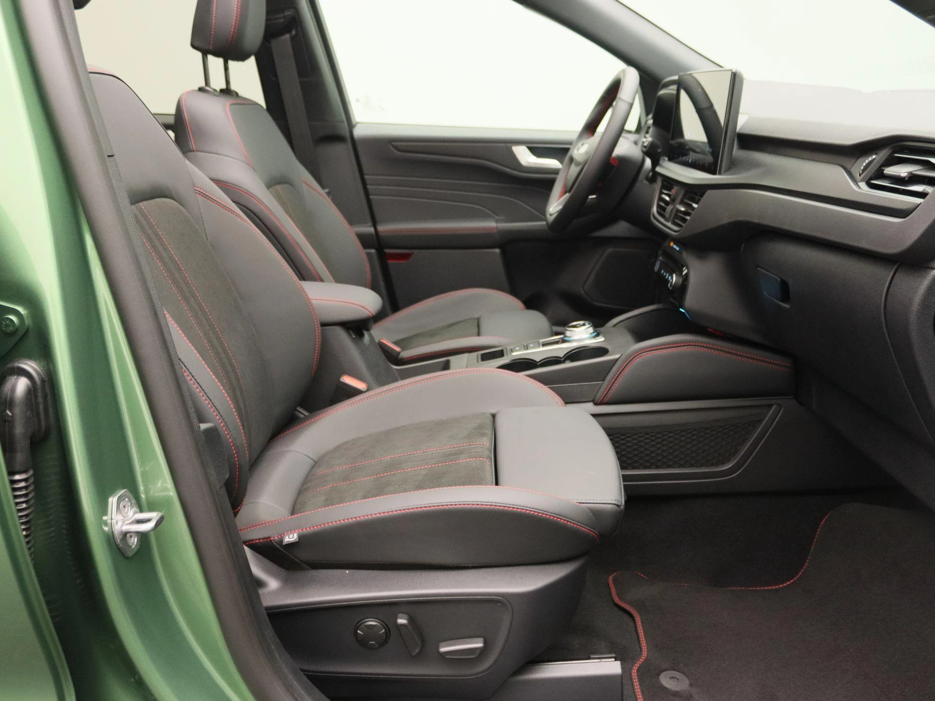 Ford-Kuga-image-26