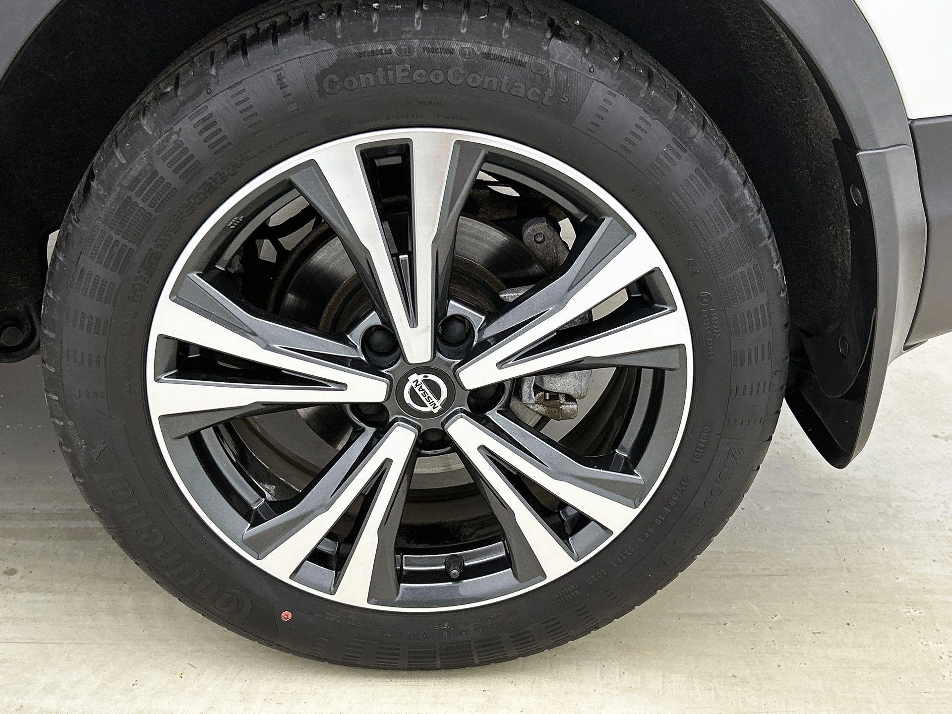 Nissan-QASHQAI-image-33