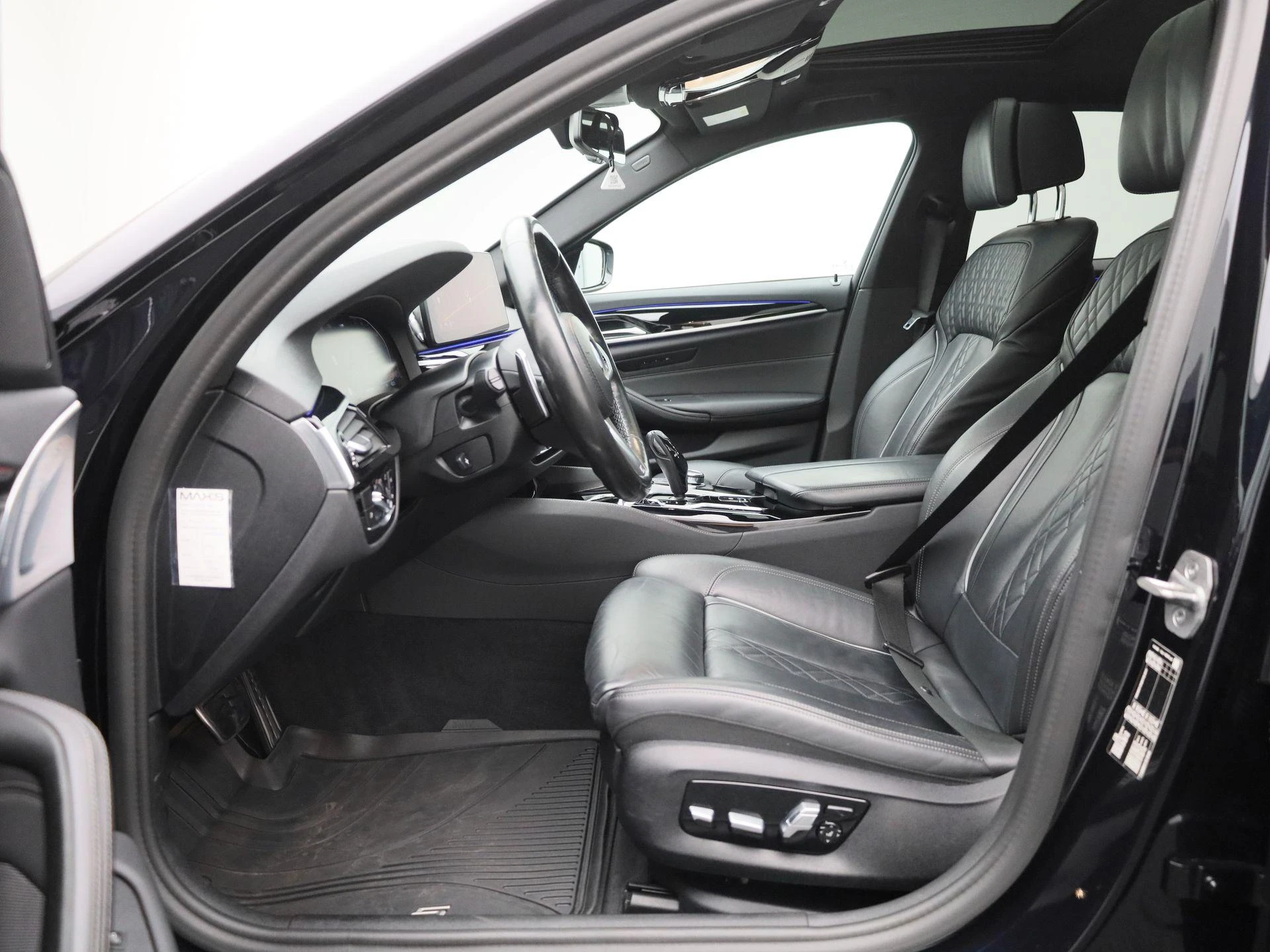 BMW-5 Serie-image-11