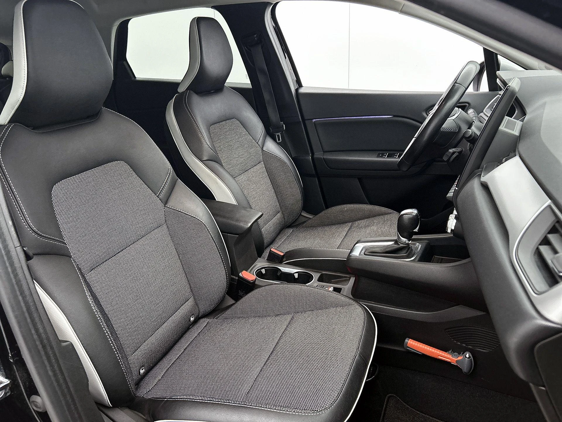 Renault-Captur-image-39
