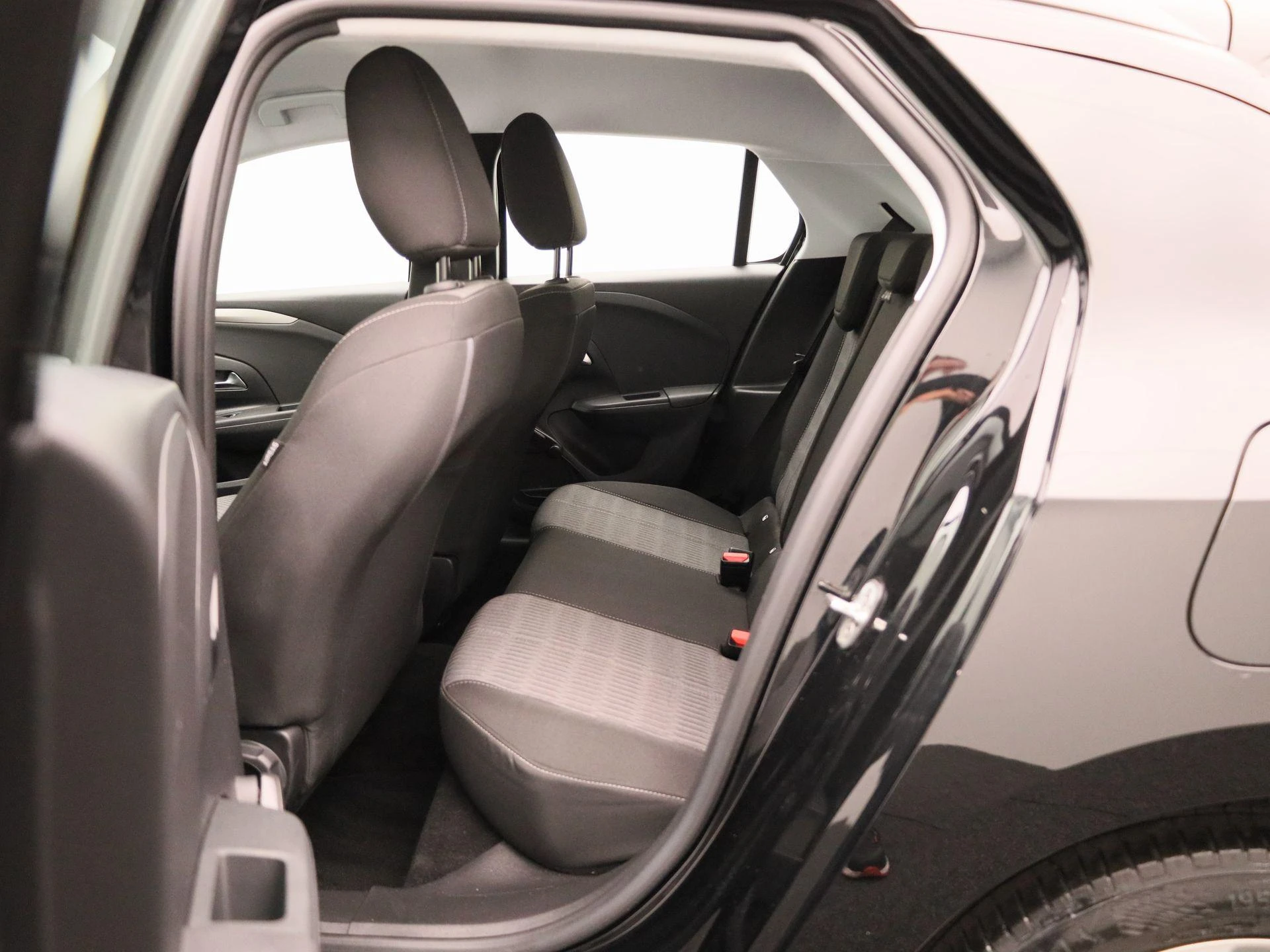 Opel-Corsa-image-9