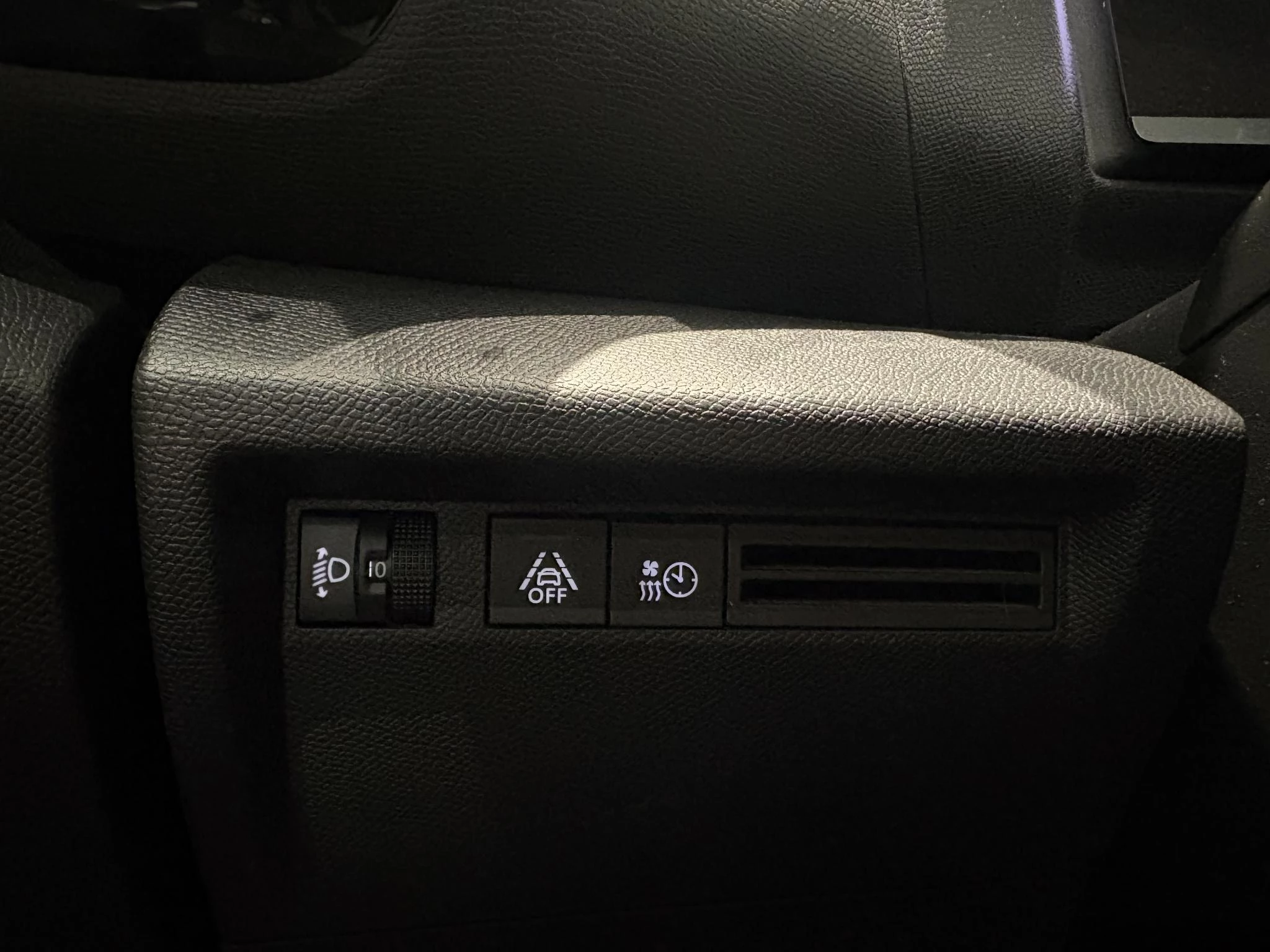 Citroën-ë-C4-image-16