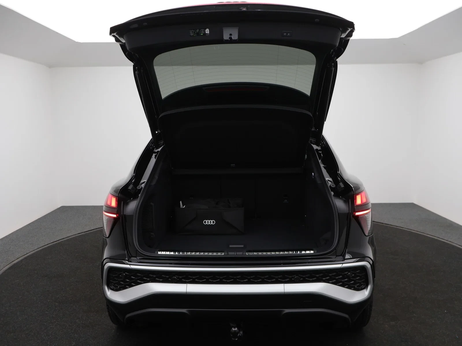 Audi-Q3-image-10