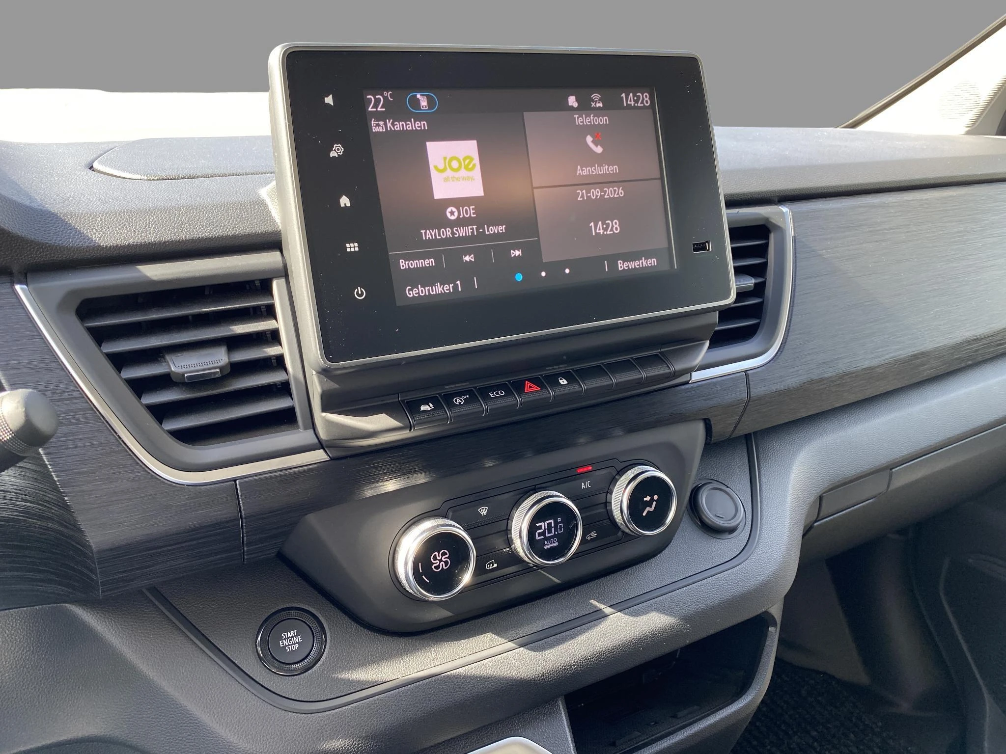 Renault-Trafic-image-8