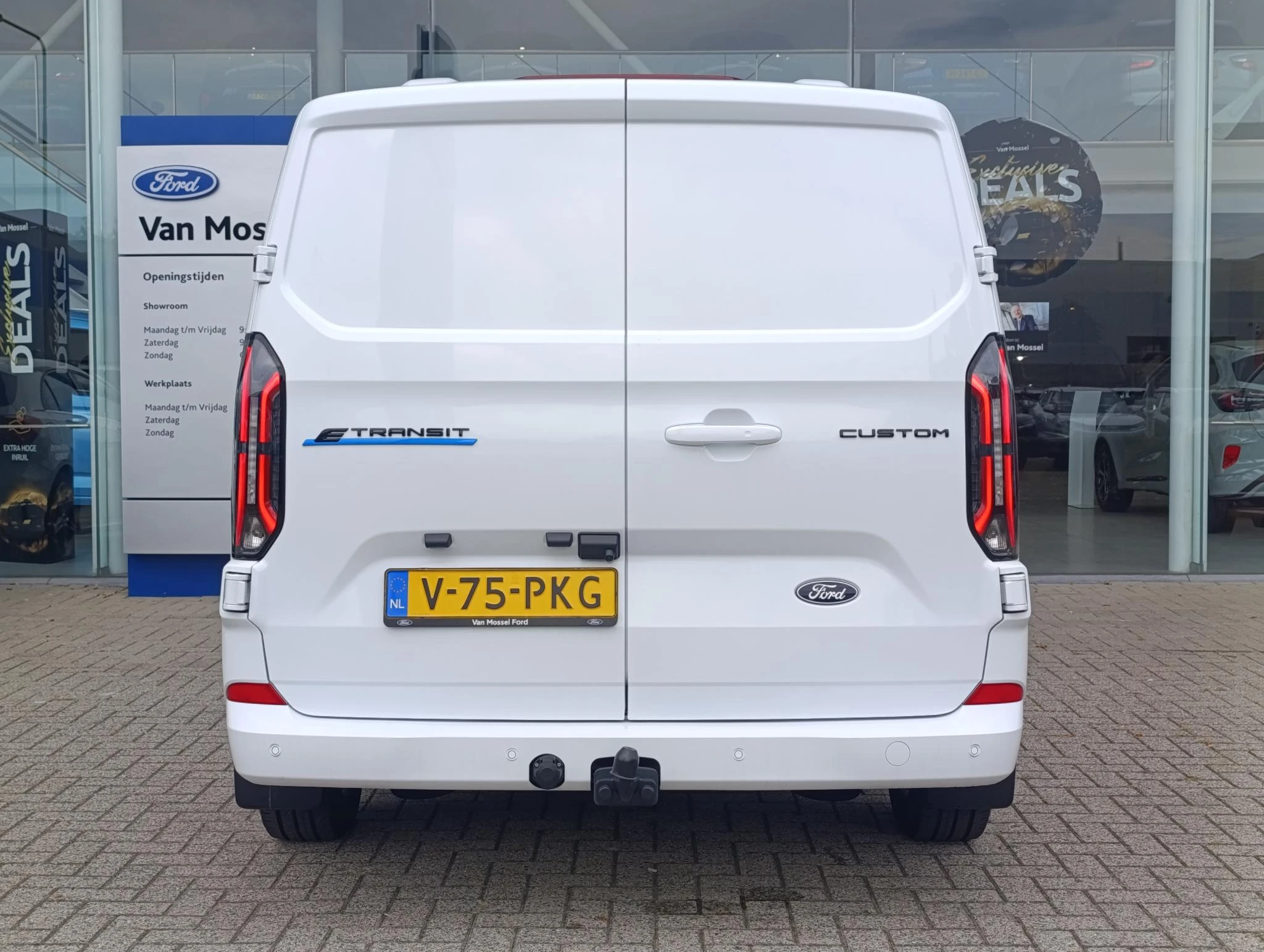 Ford-E-Transit-image-3
