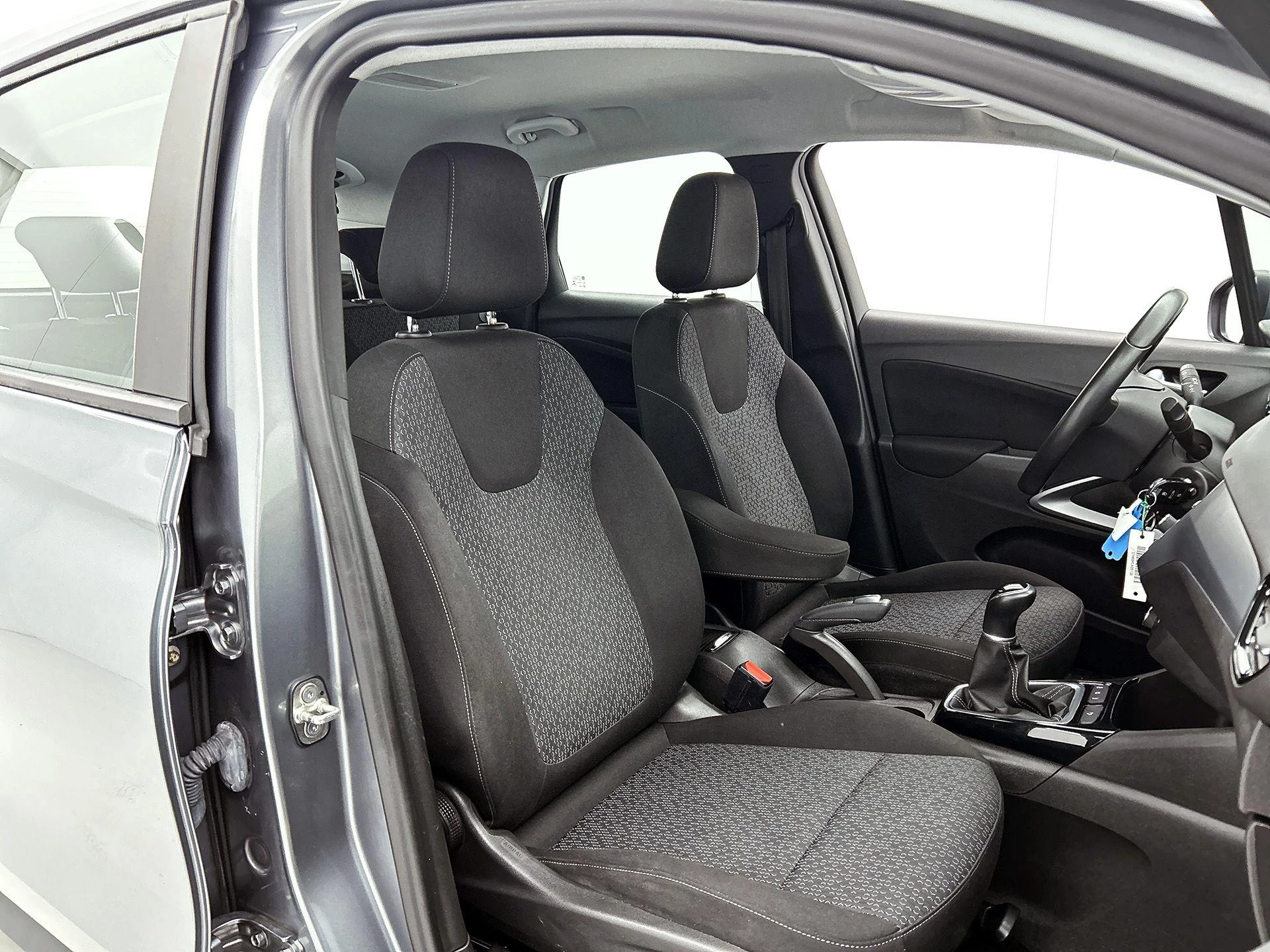 Opel-Crossland X-image-32