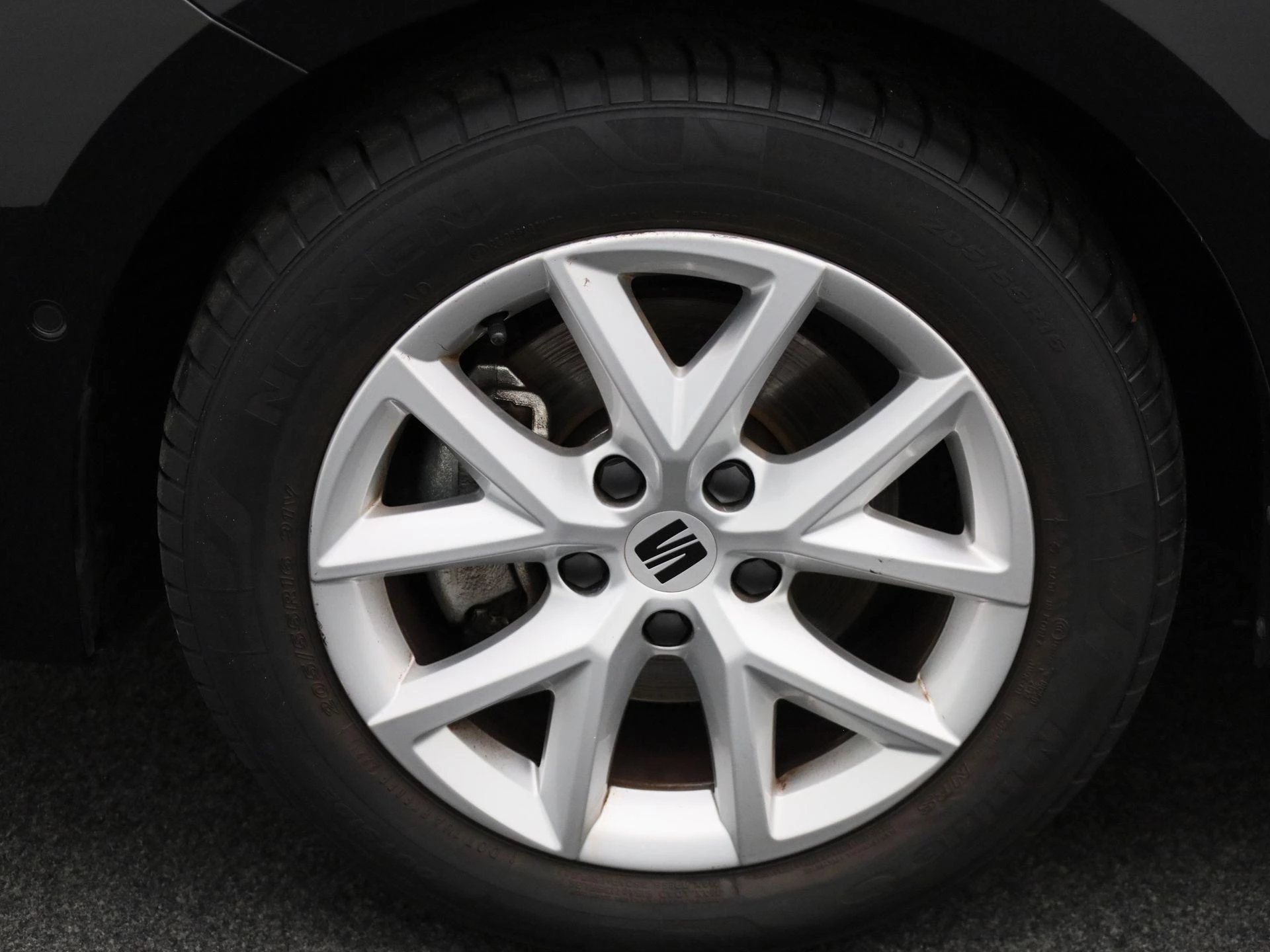 SEAT-Leon-image-11
