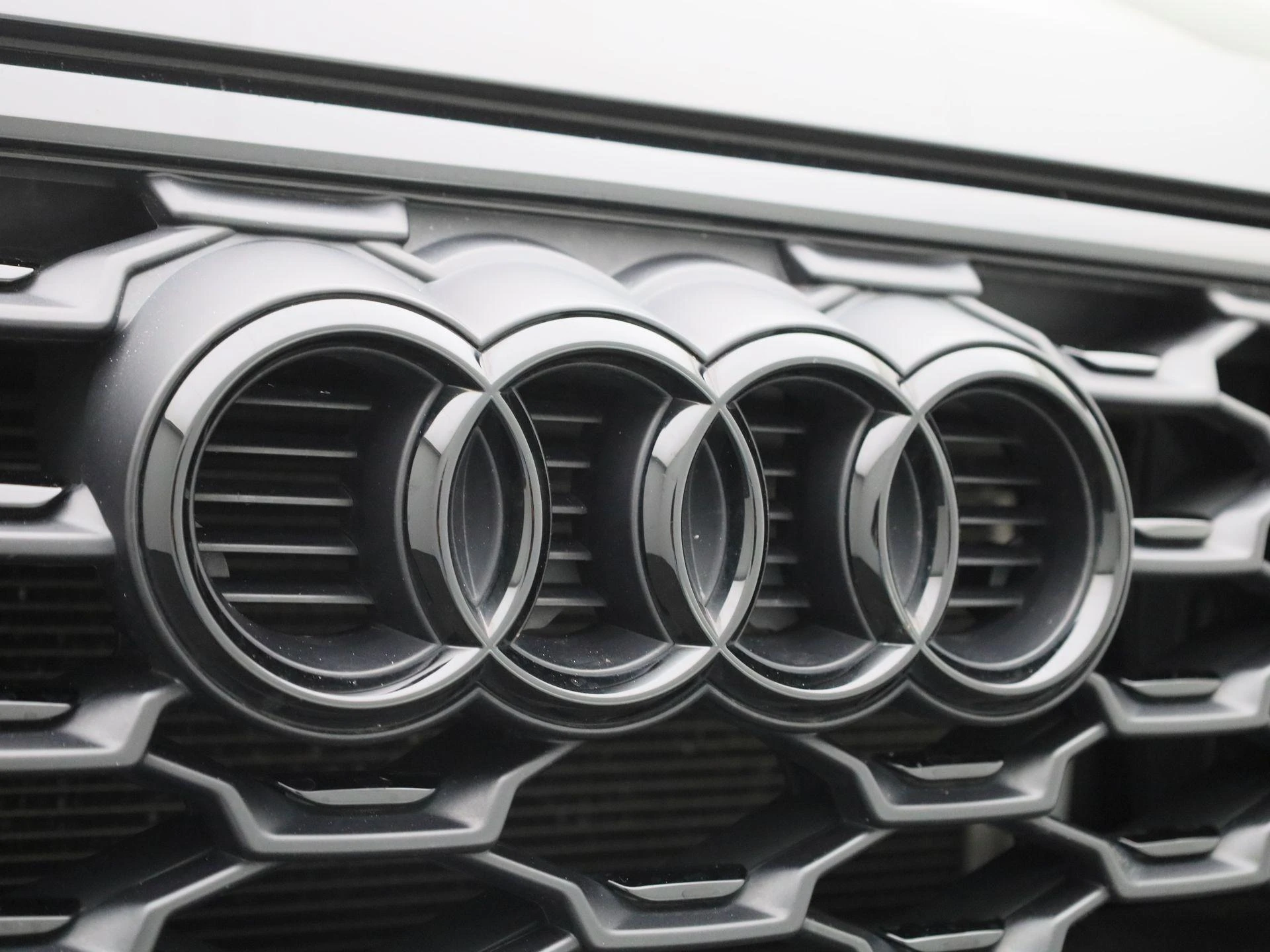 Audi-Q3-image-39