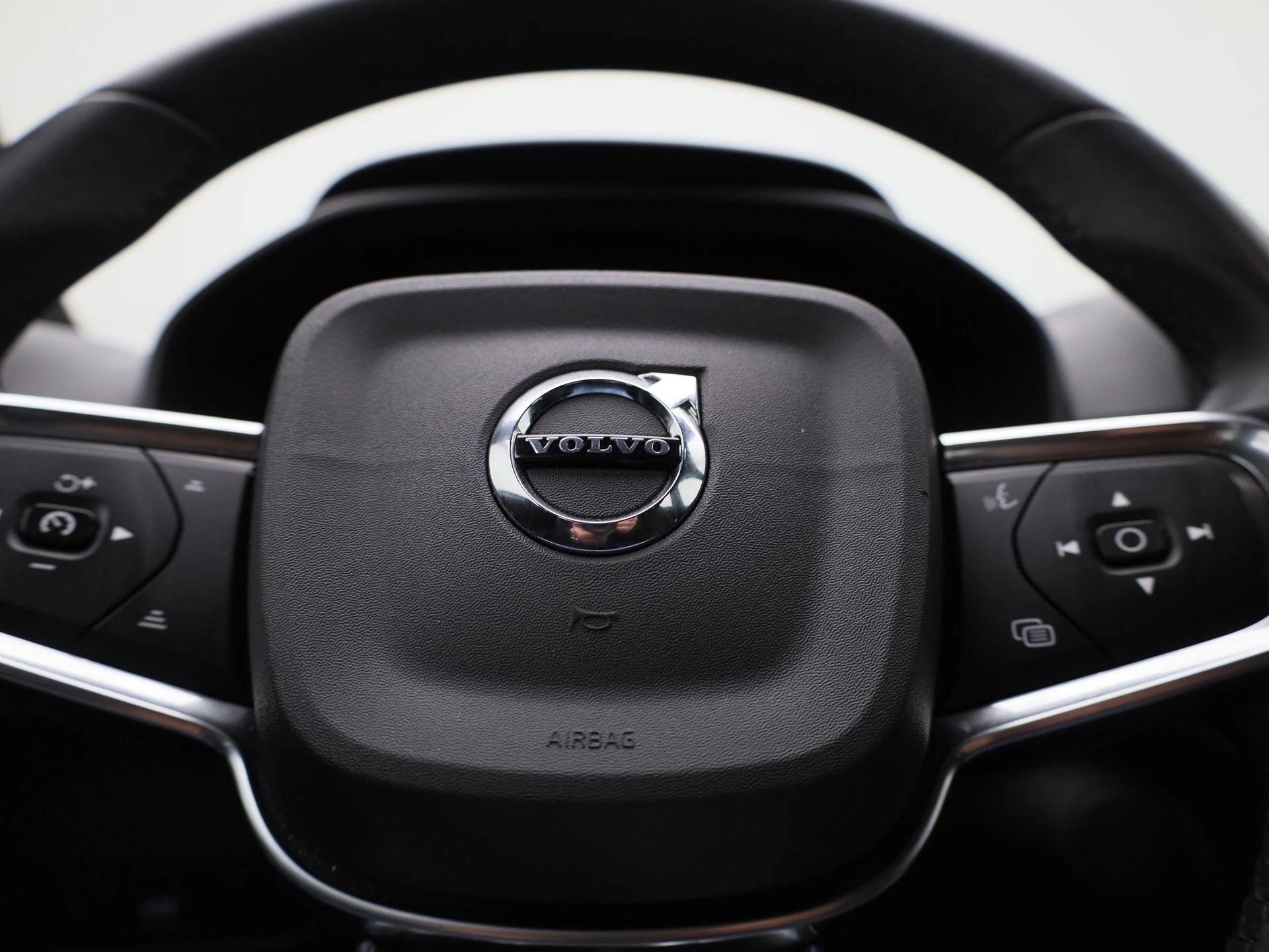 Volvo-XC40-image-29
