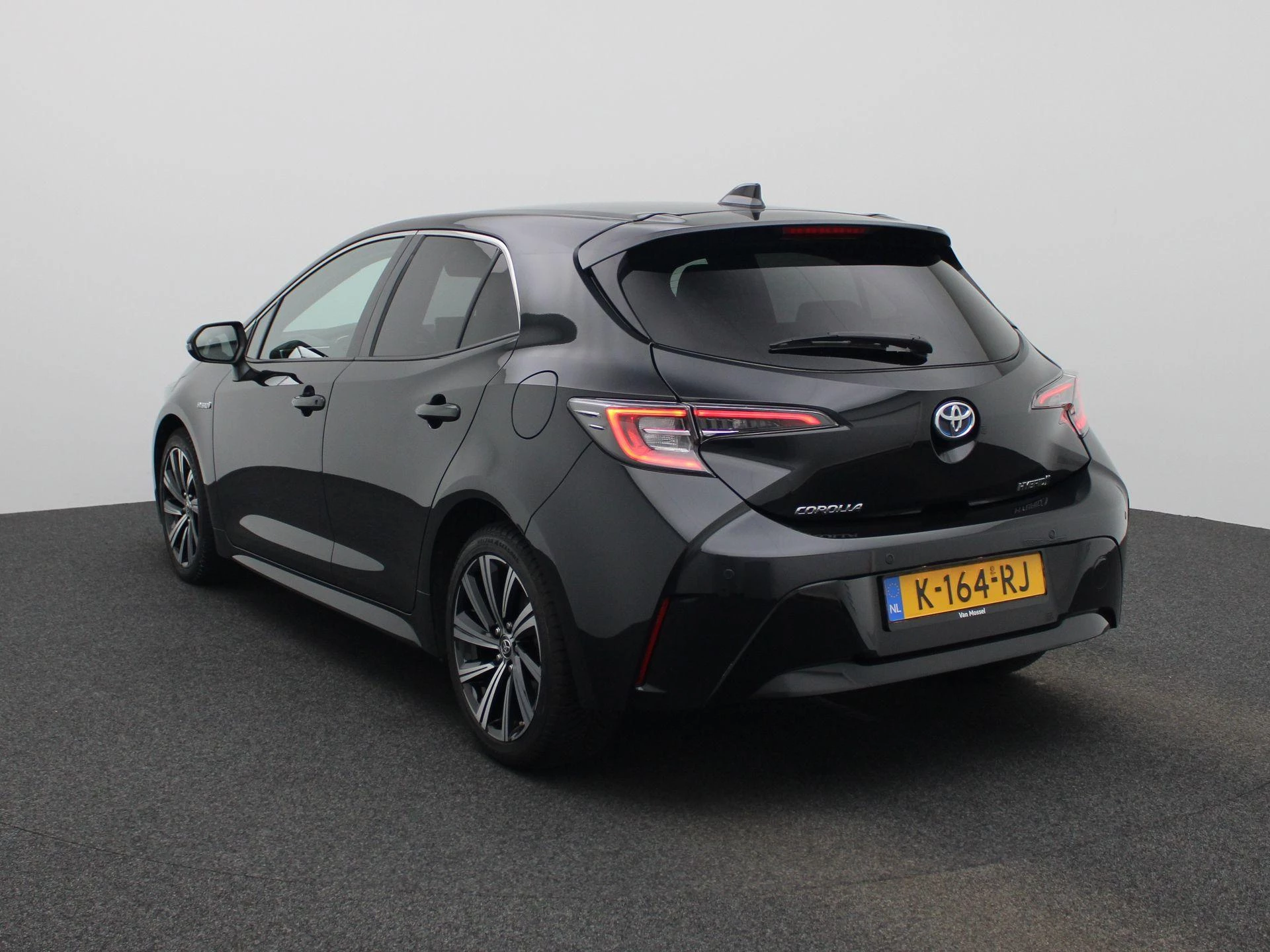 Toyota Corolla 1.8 Hybrid Business Plus