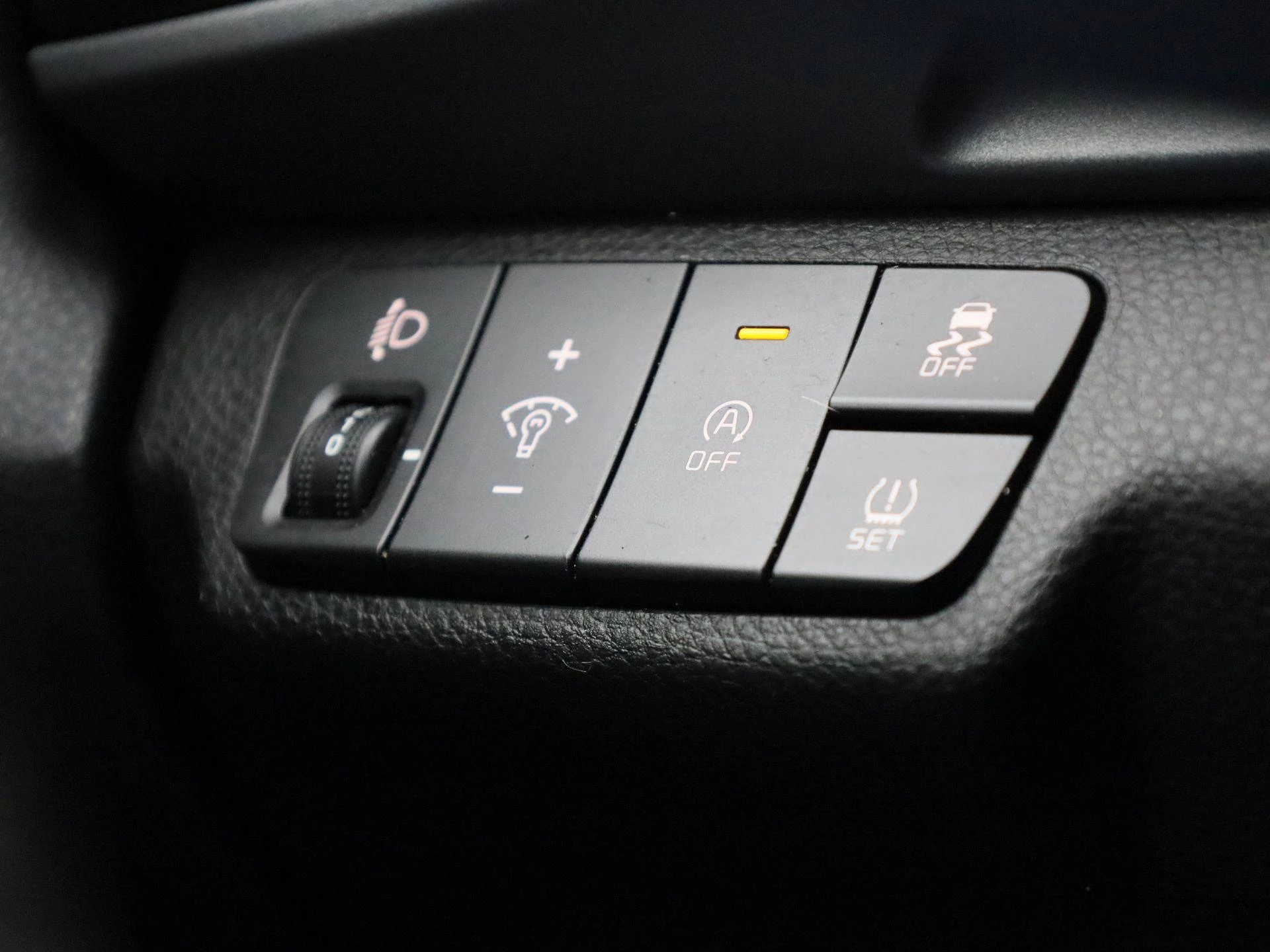 Kia-Stonic-image-20