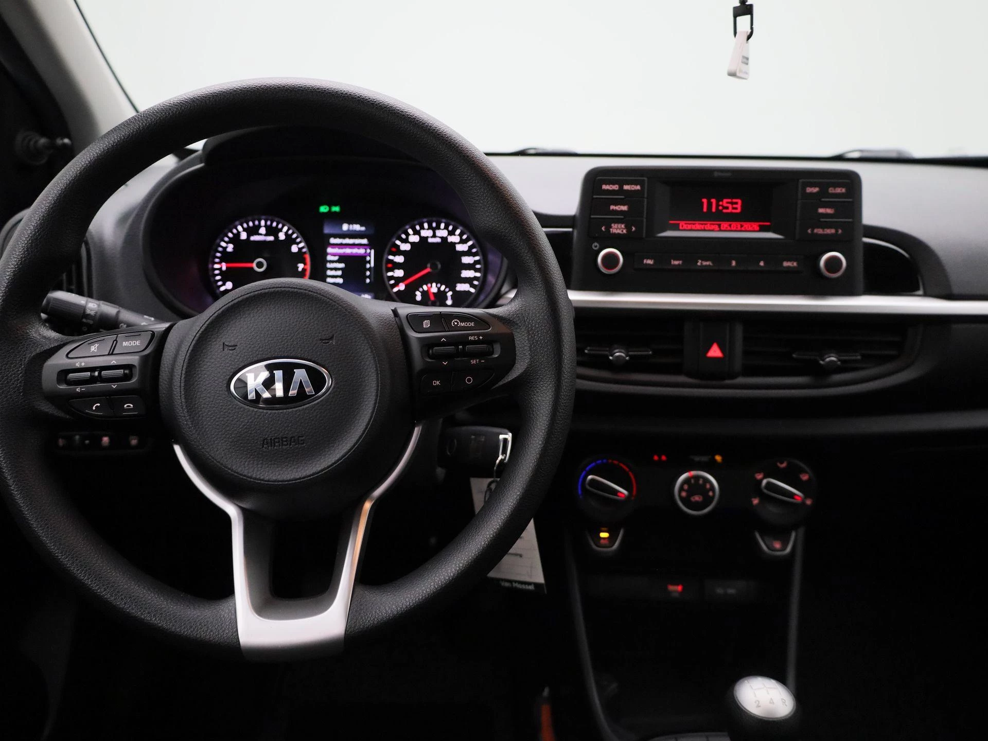 Kia-Picanto-image-6