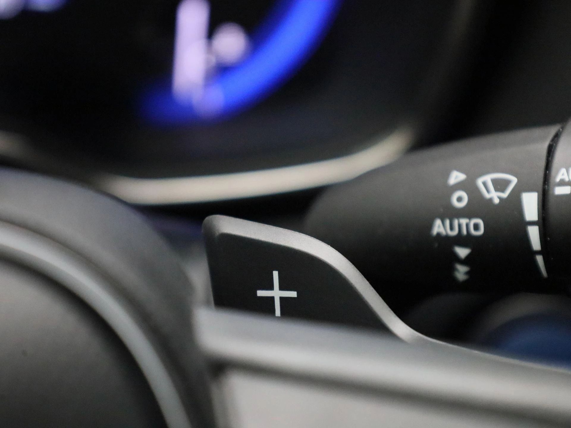 Toyota-Corolla Touring Sports-image-27