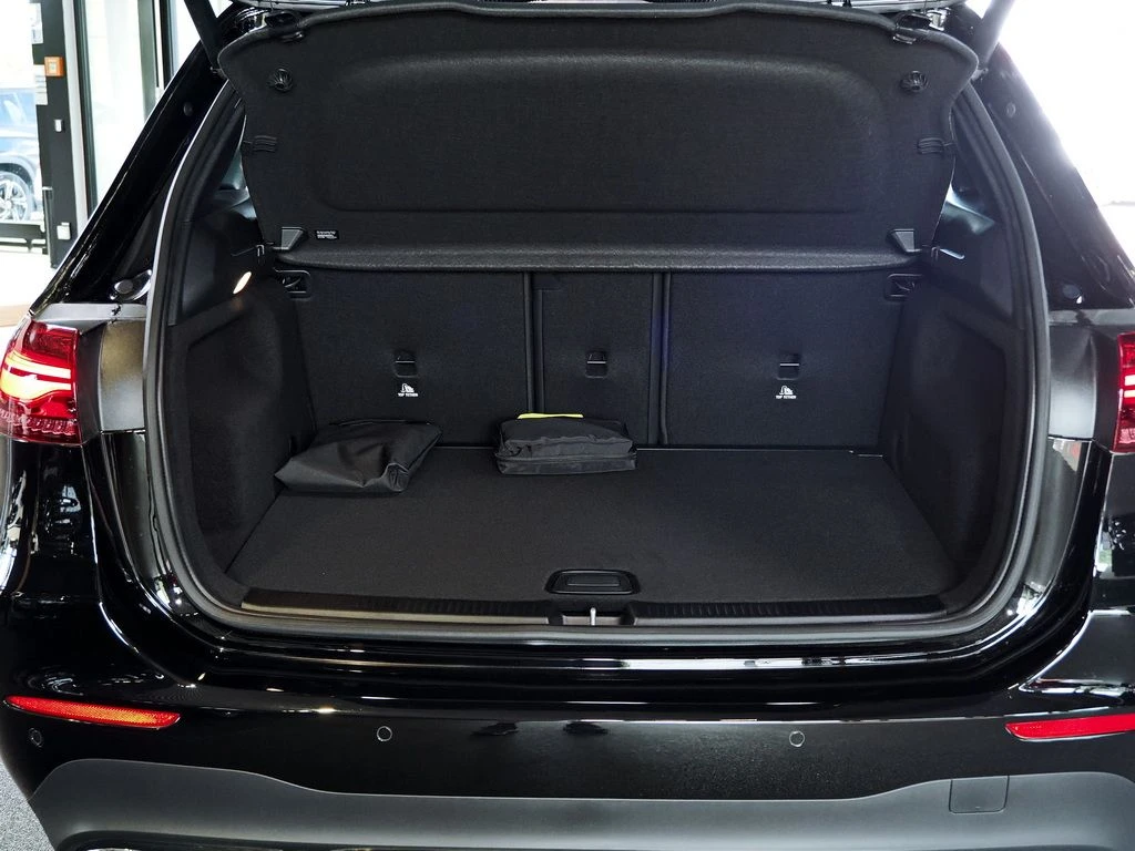 Mercedes-Benz-B-Klasse 180-image-16
