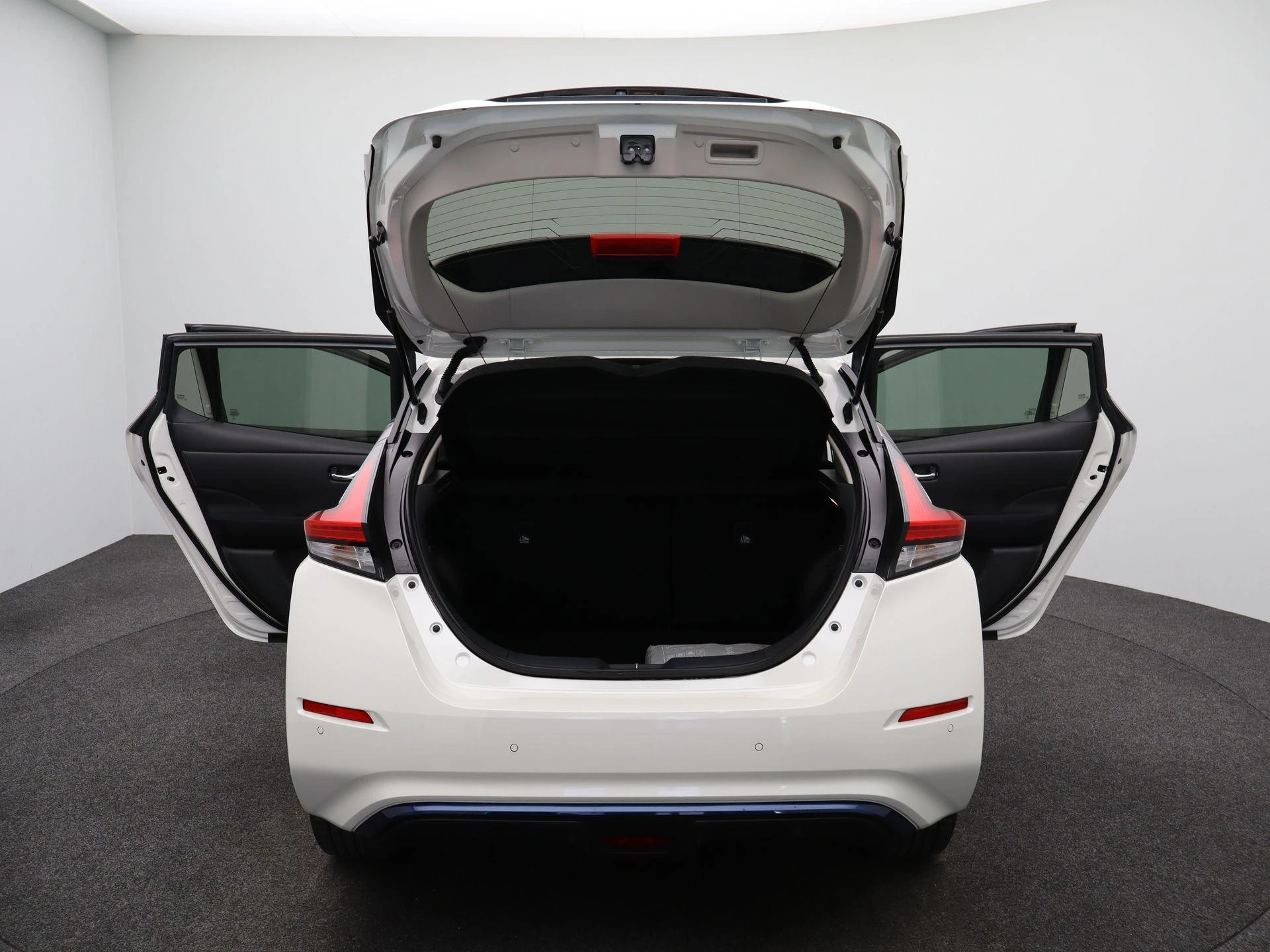 Nissan-Leaf-image-16