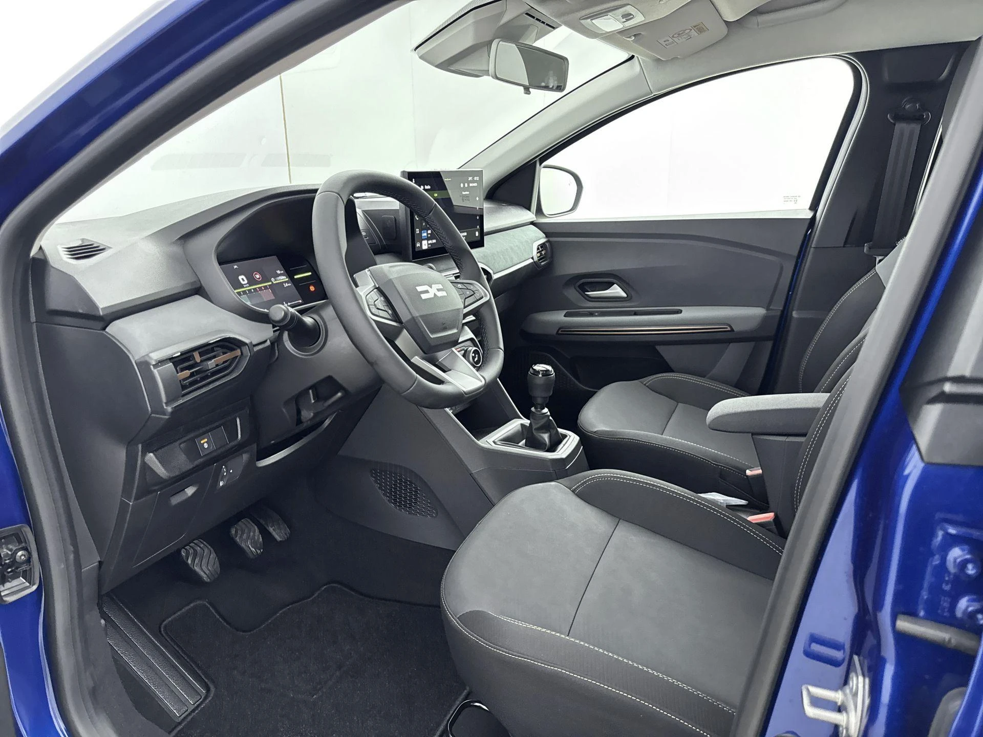 Dacia-Sandero Stepway-image-7