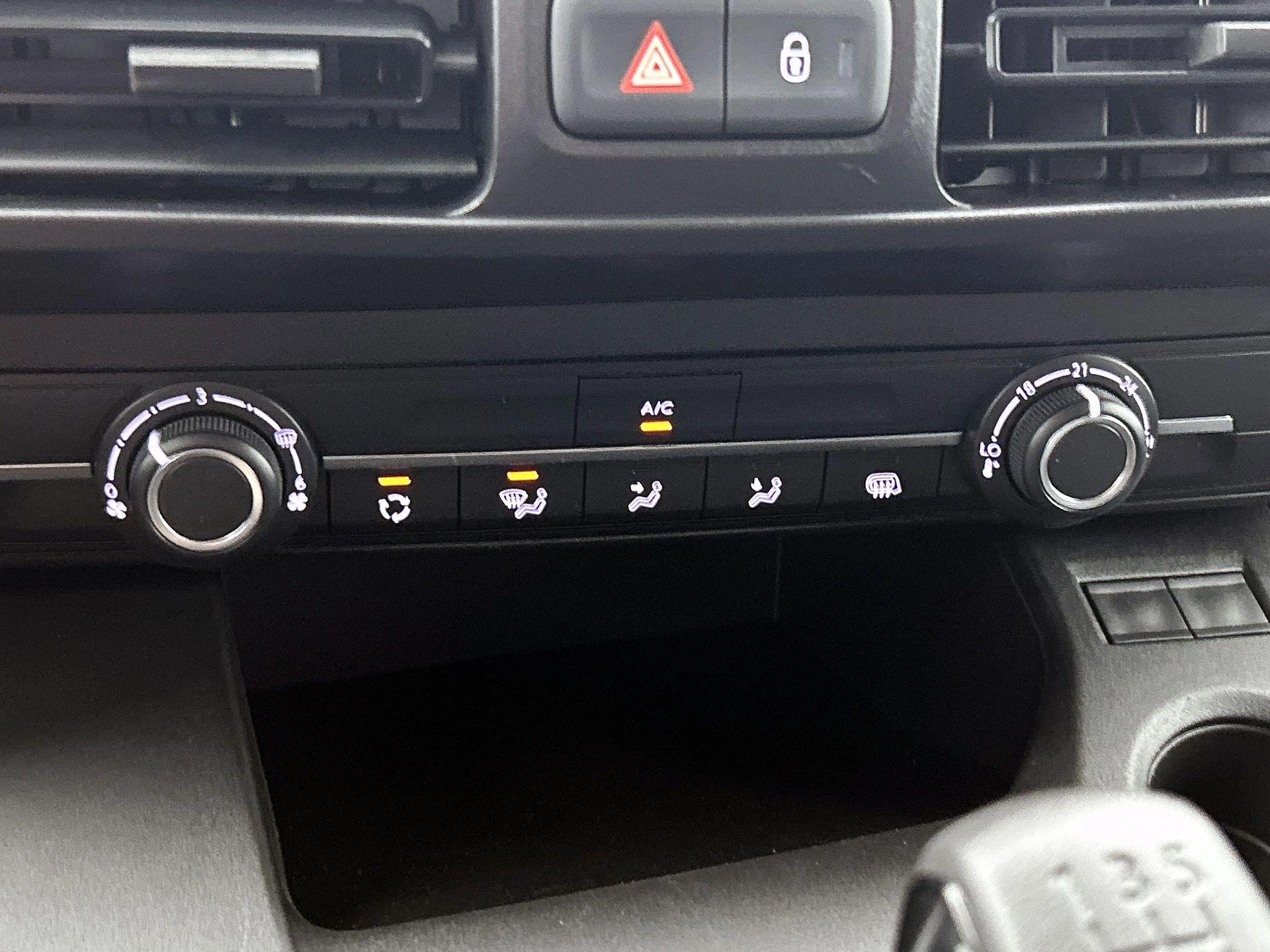Opel-Combo-image-22