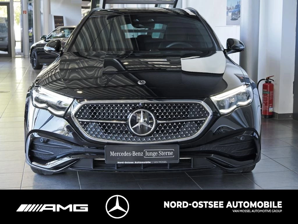 Mercedes-Benz E-Klasse 220 T d AMG ADV.+ DISTRO PANO 360° MBUX AHK AMGW214 E 220 T d AMG ADV.+ DISTRO PANO 360° MBUX AHK AMG