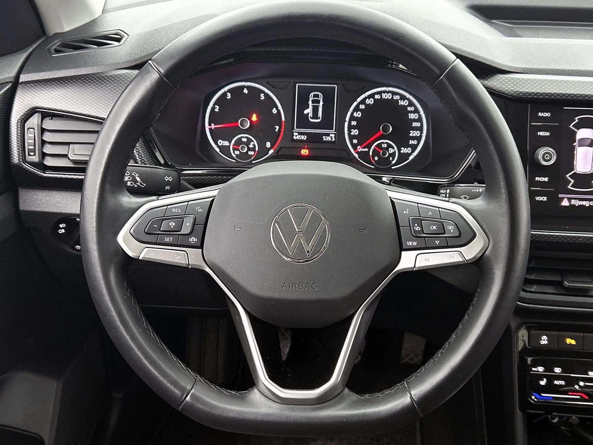 Volkswagen-T-Cross-image-30