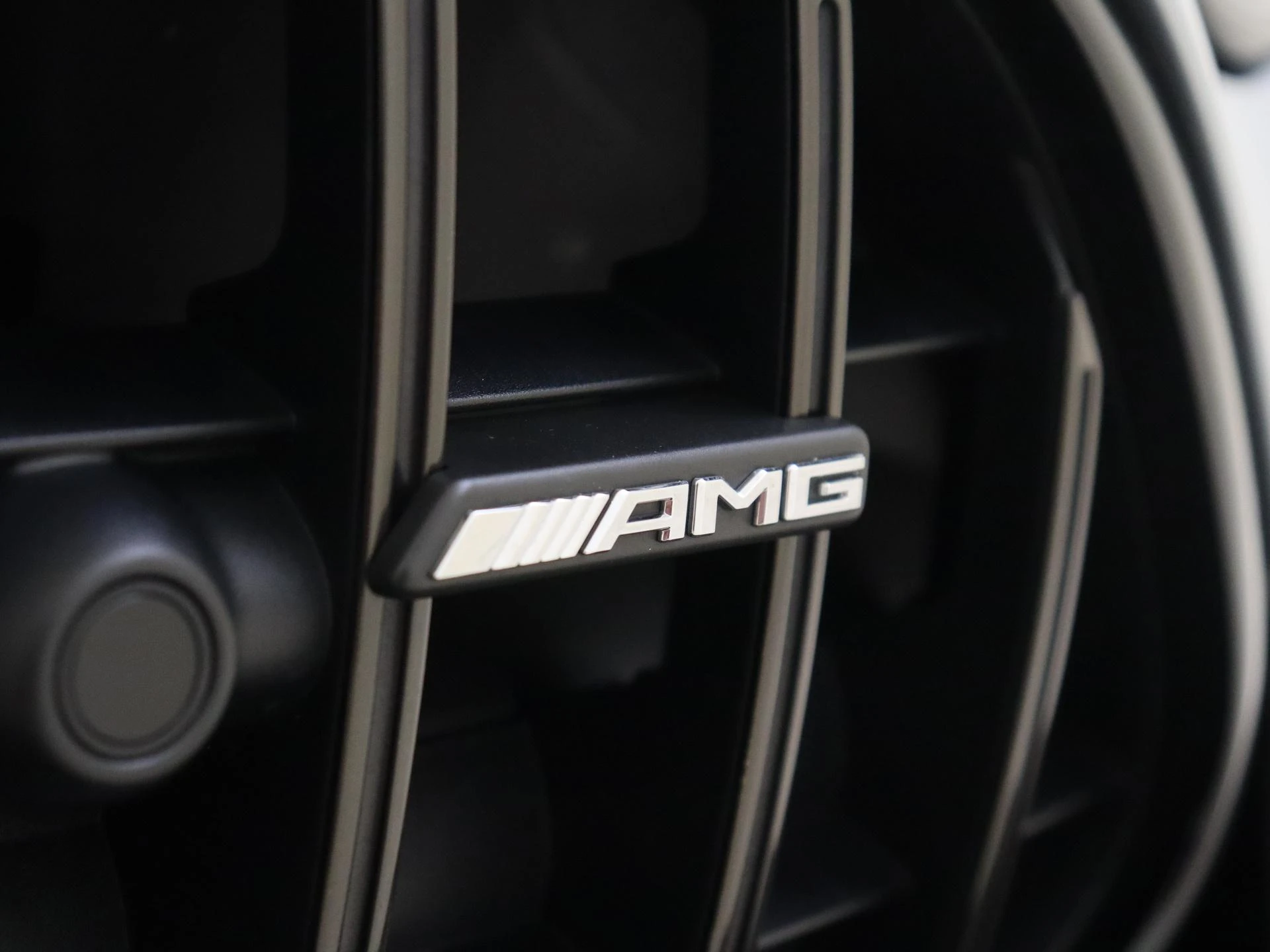 Mercedes-AMG-GT-image-11