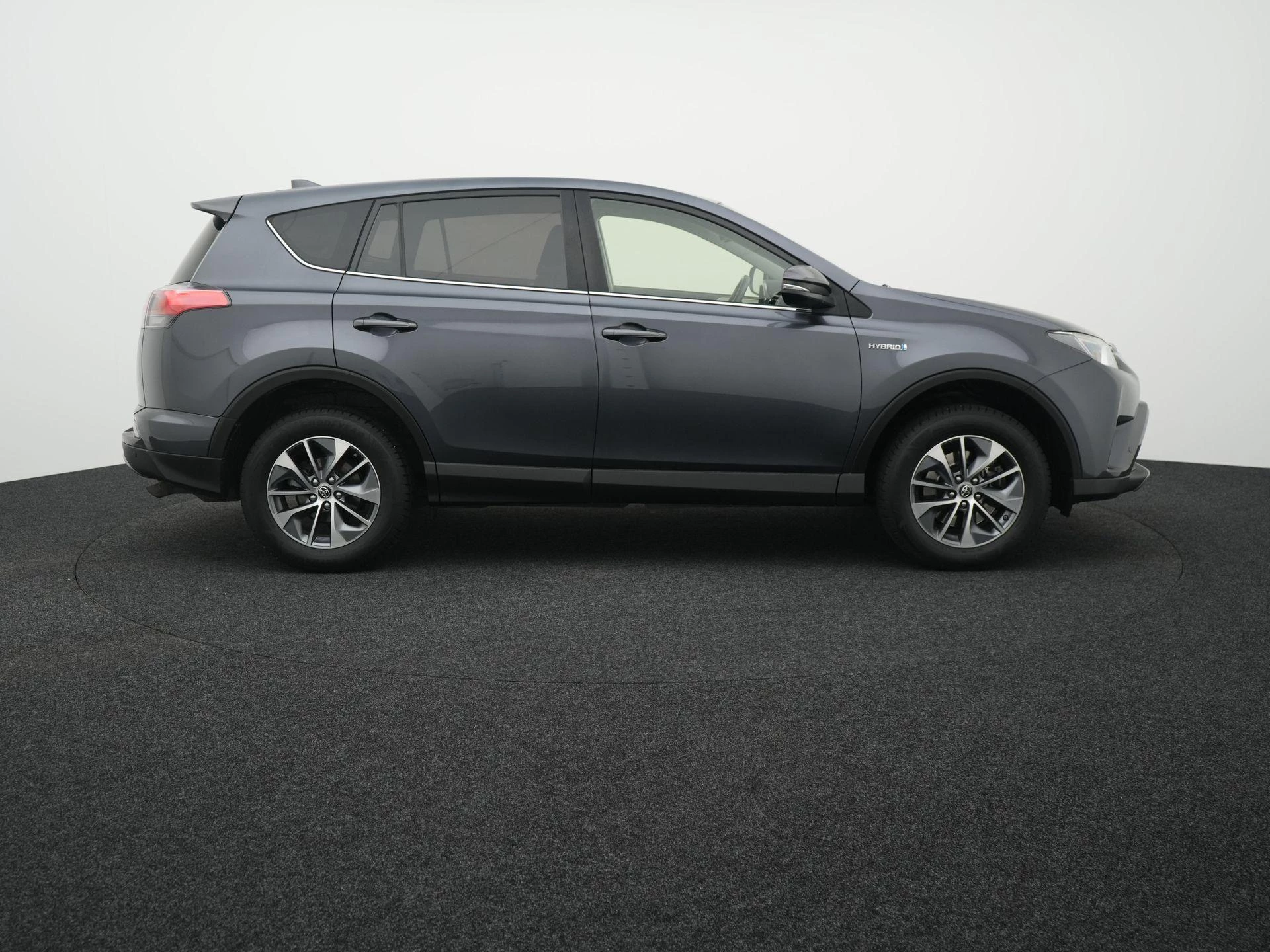 Toyota RAV4 2.5 Hybrid AWD Style