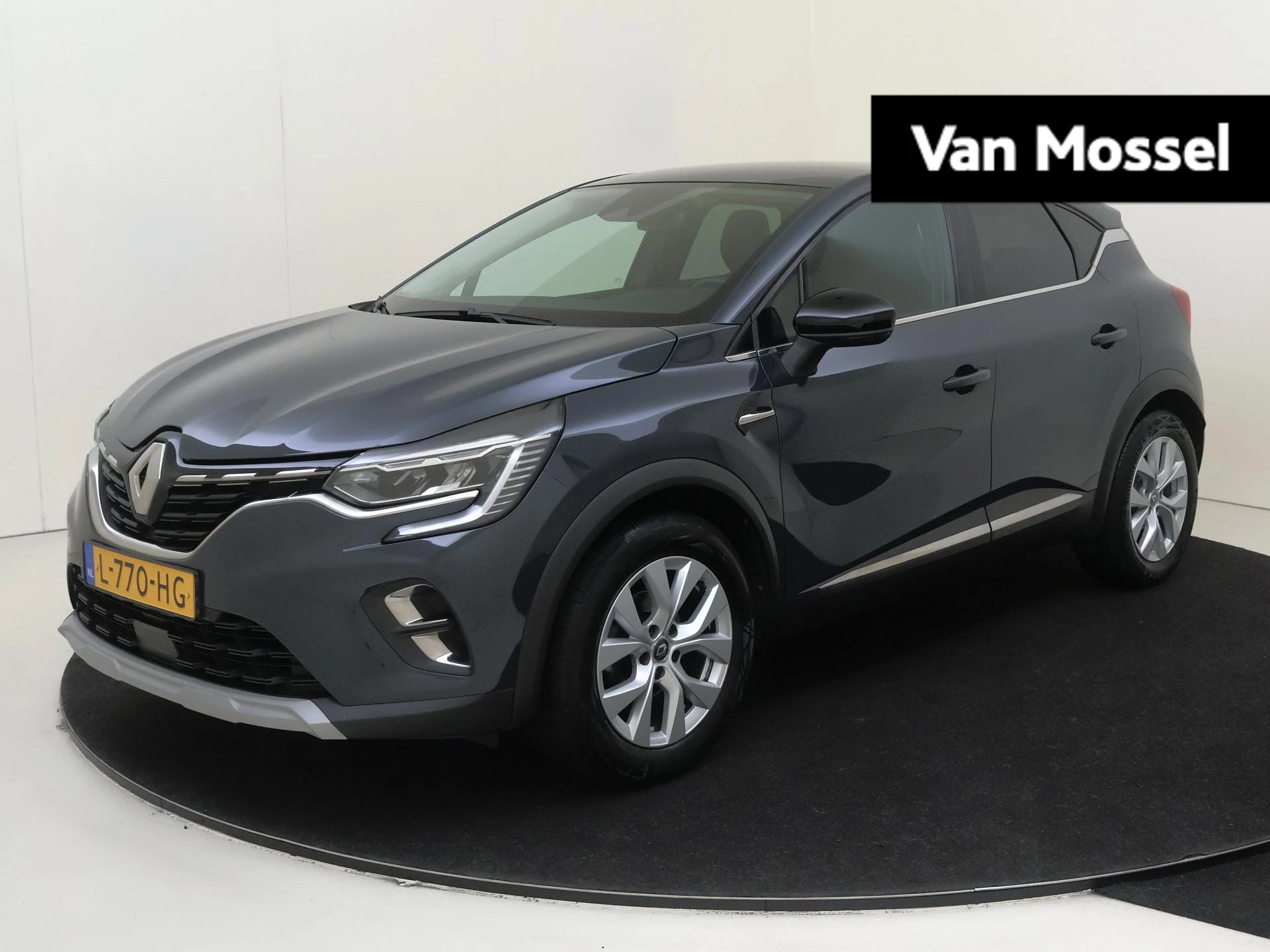 Renault-Captur-image-0