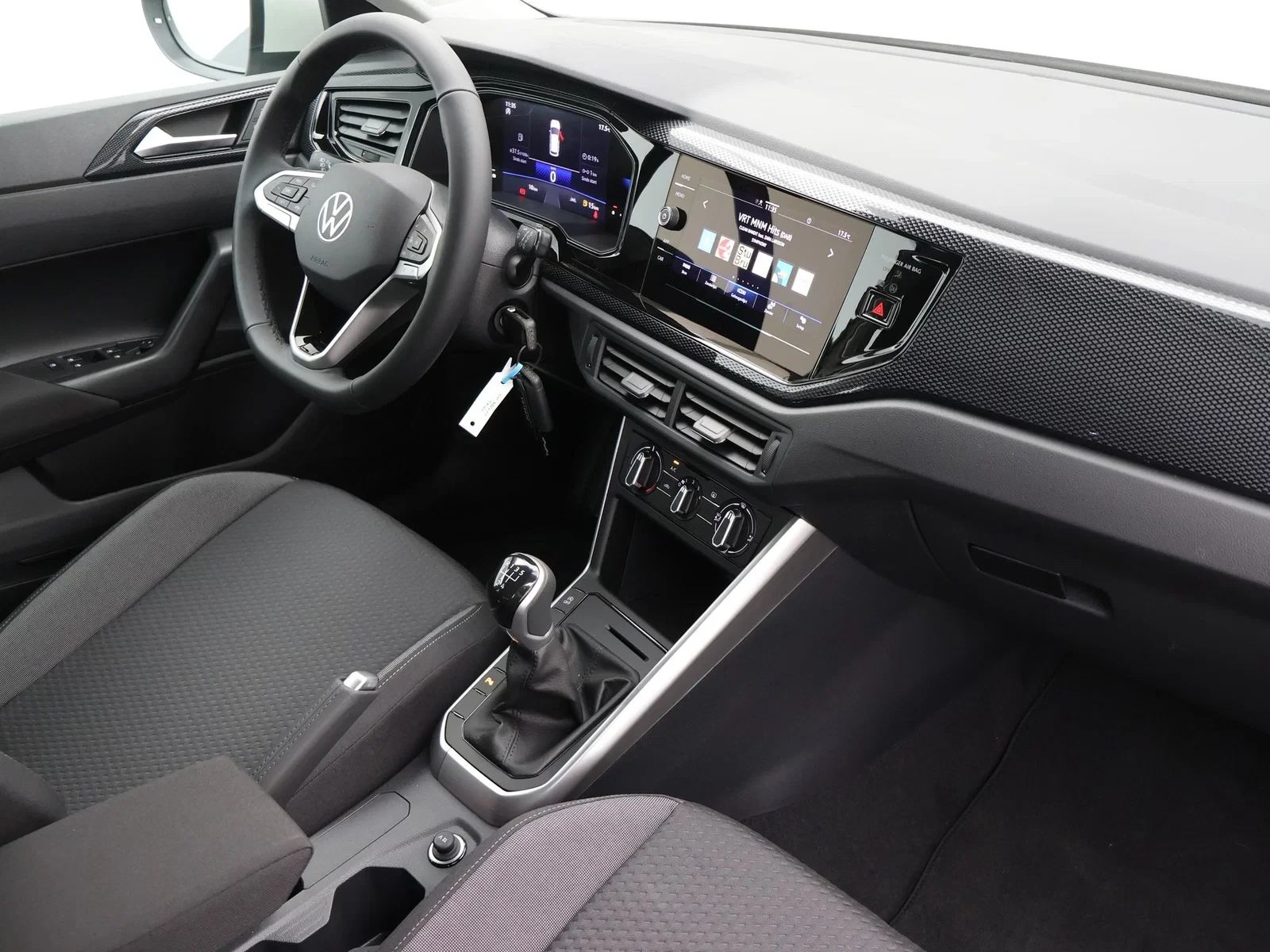 Volkswagen-Taigo-image-2