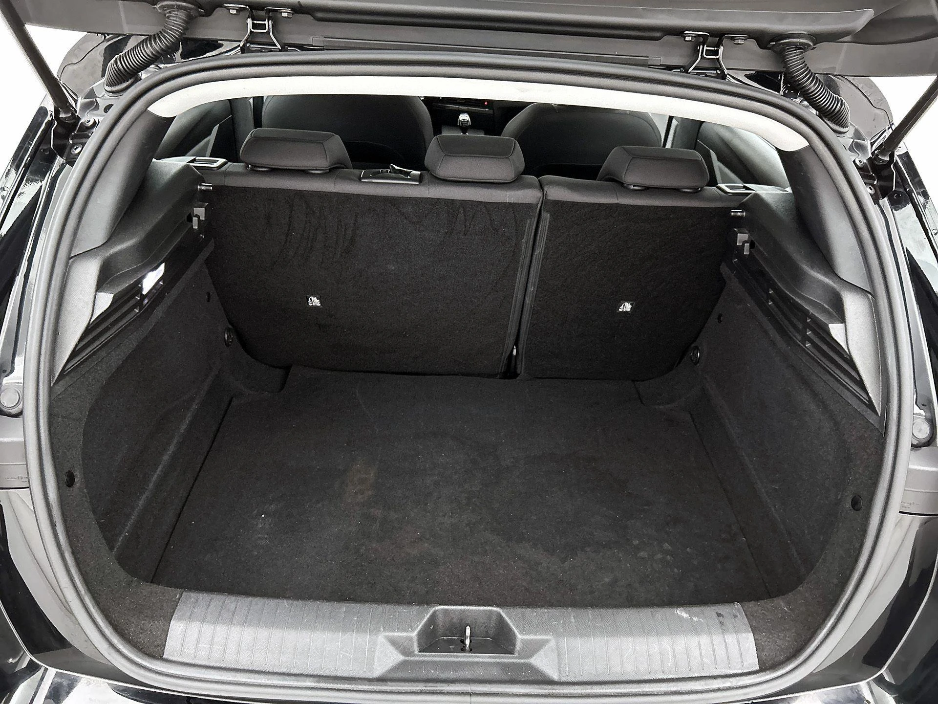 Opel-Astra-image-15