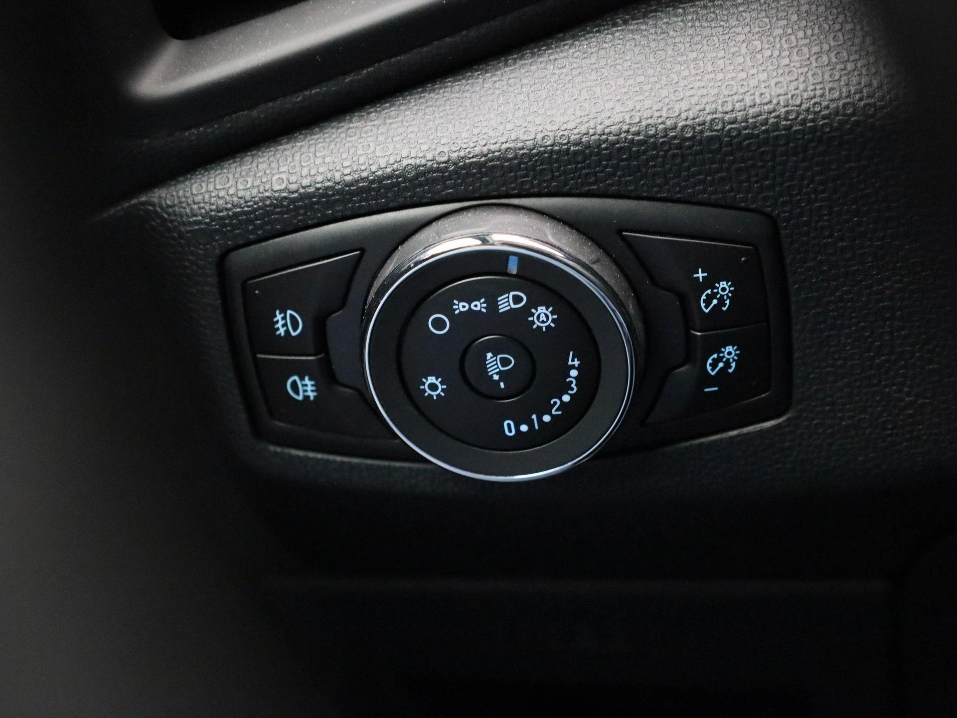 Ford-EcoSport-image-18