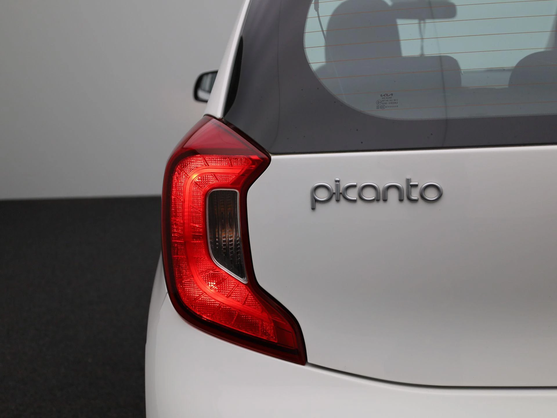 Kia-Picanto-image-28