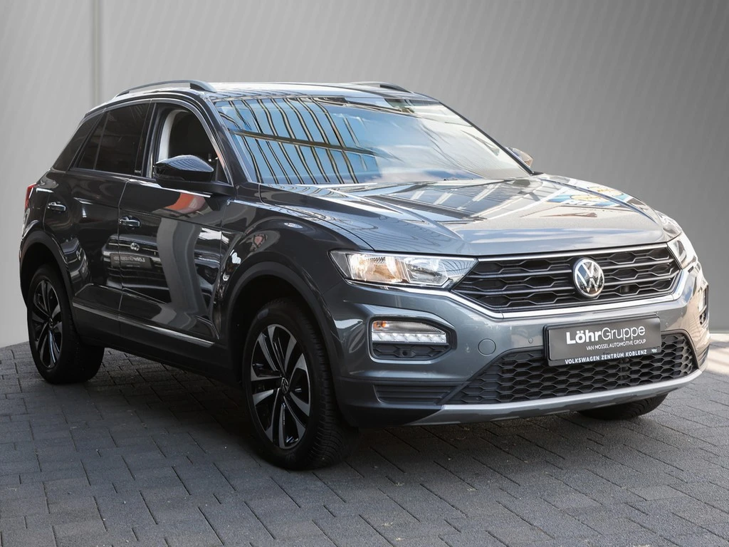 Volkswagen-T-Roc-image-2