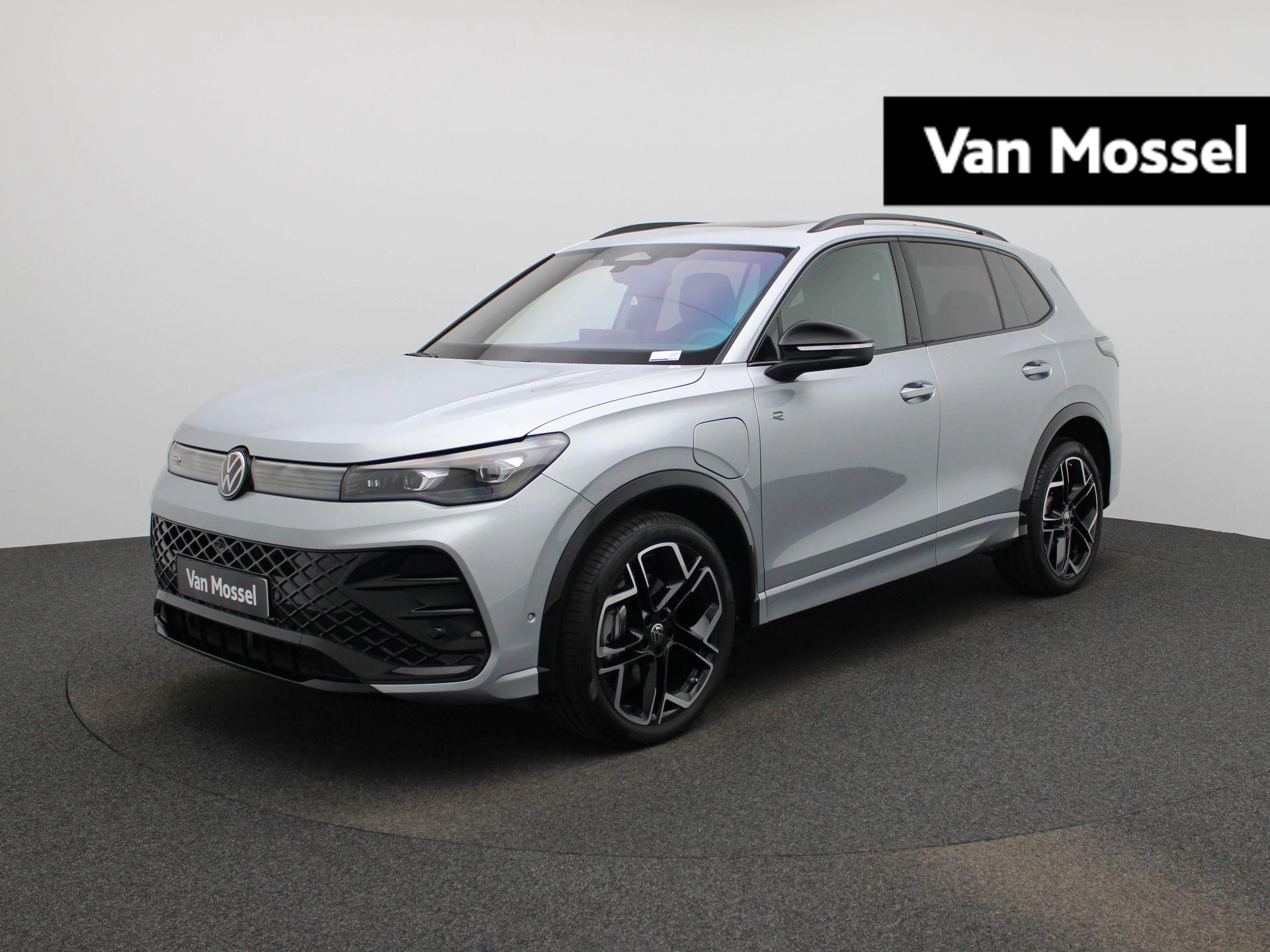 Volkswagen-Tiguan-image-0