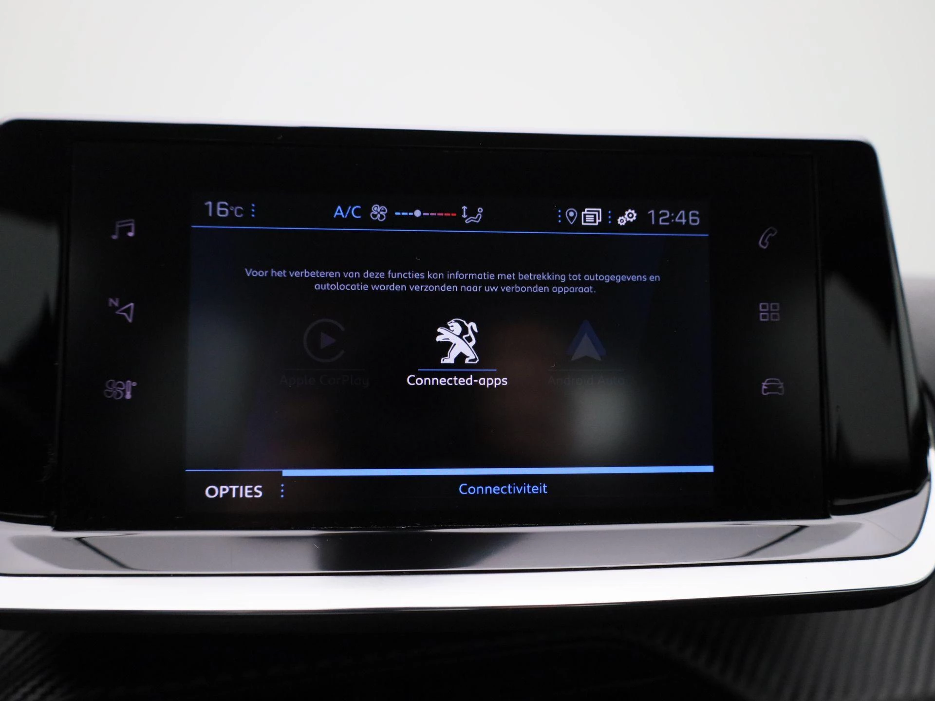 Peugeot-208-image-19