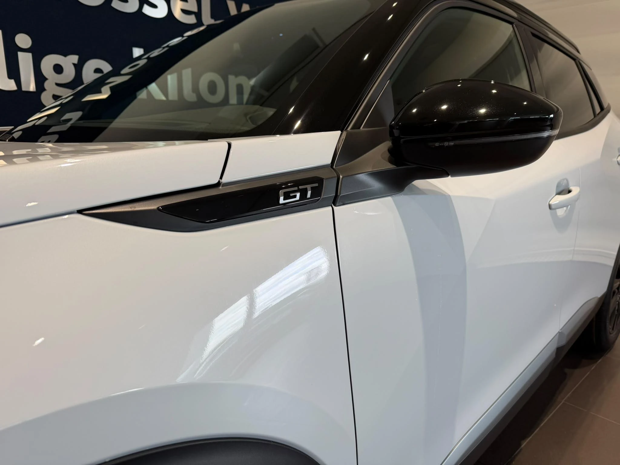 Peugeot-2008-image-7