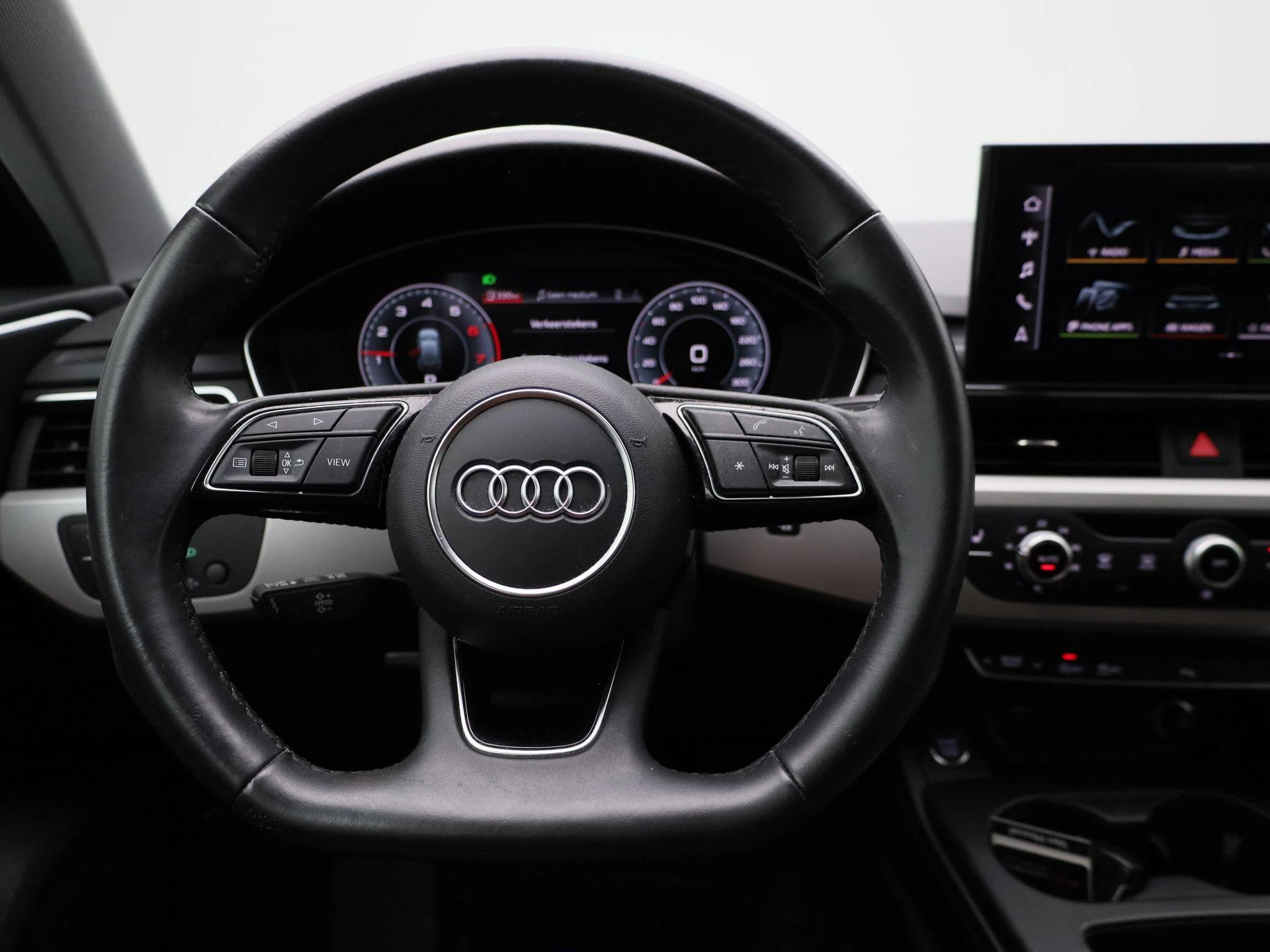 Audi-A4-image-6
