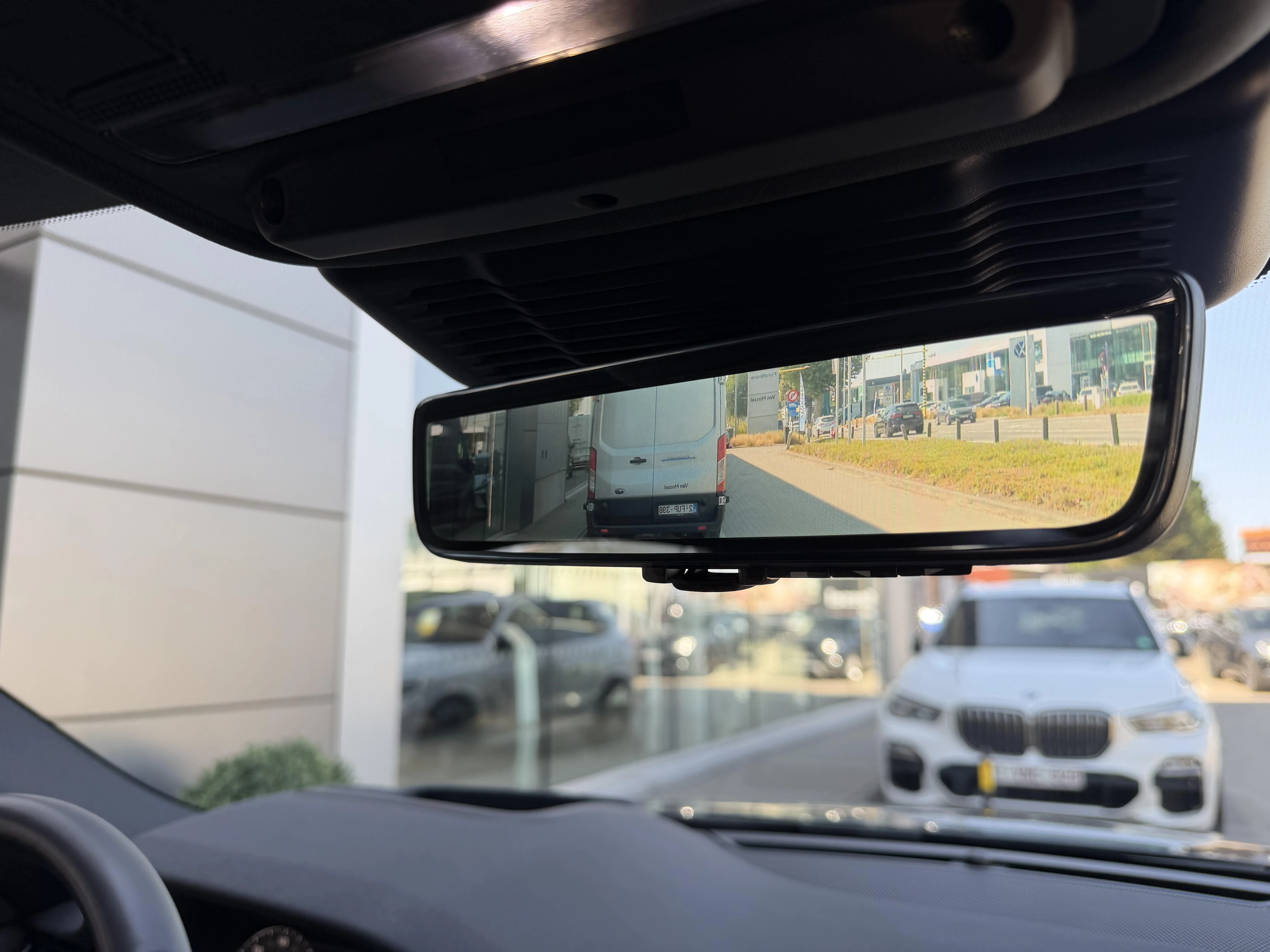 Land Rover-Range Rover Evoque-image-22