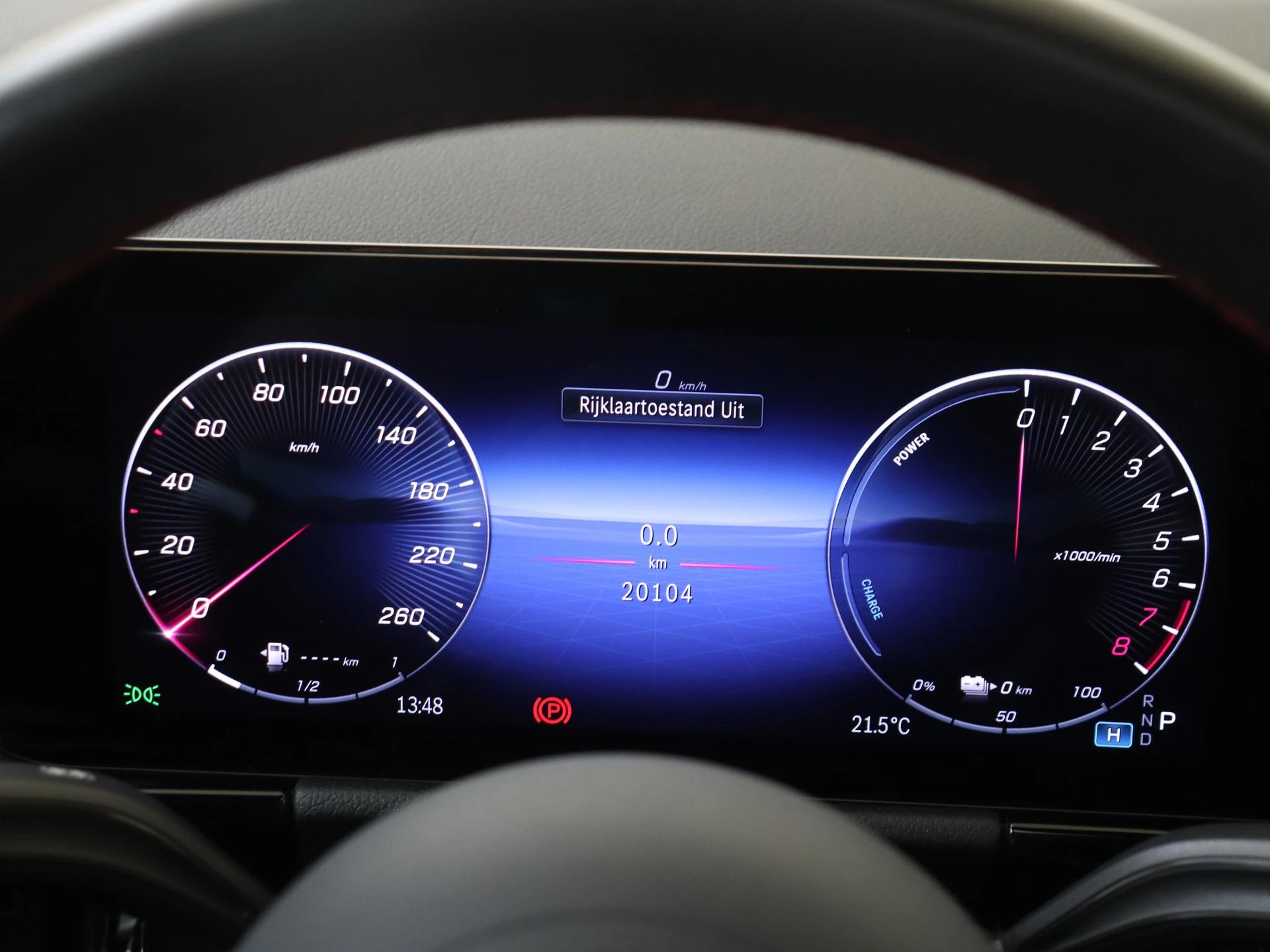 Mercedes-Benz-B-Klasse-image-11