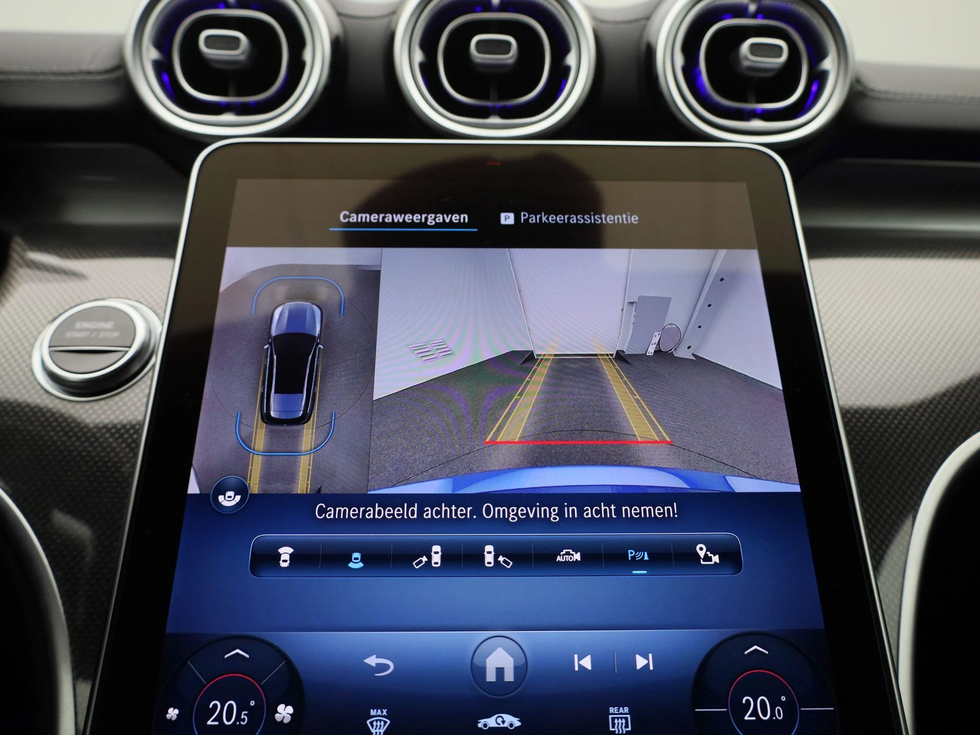 Mercedes-Benz-C-Klasse-image-30