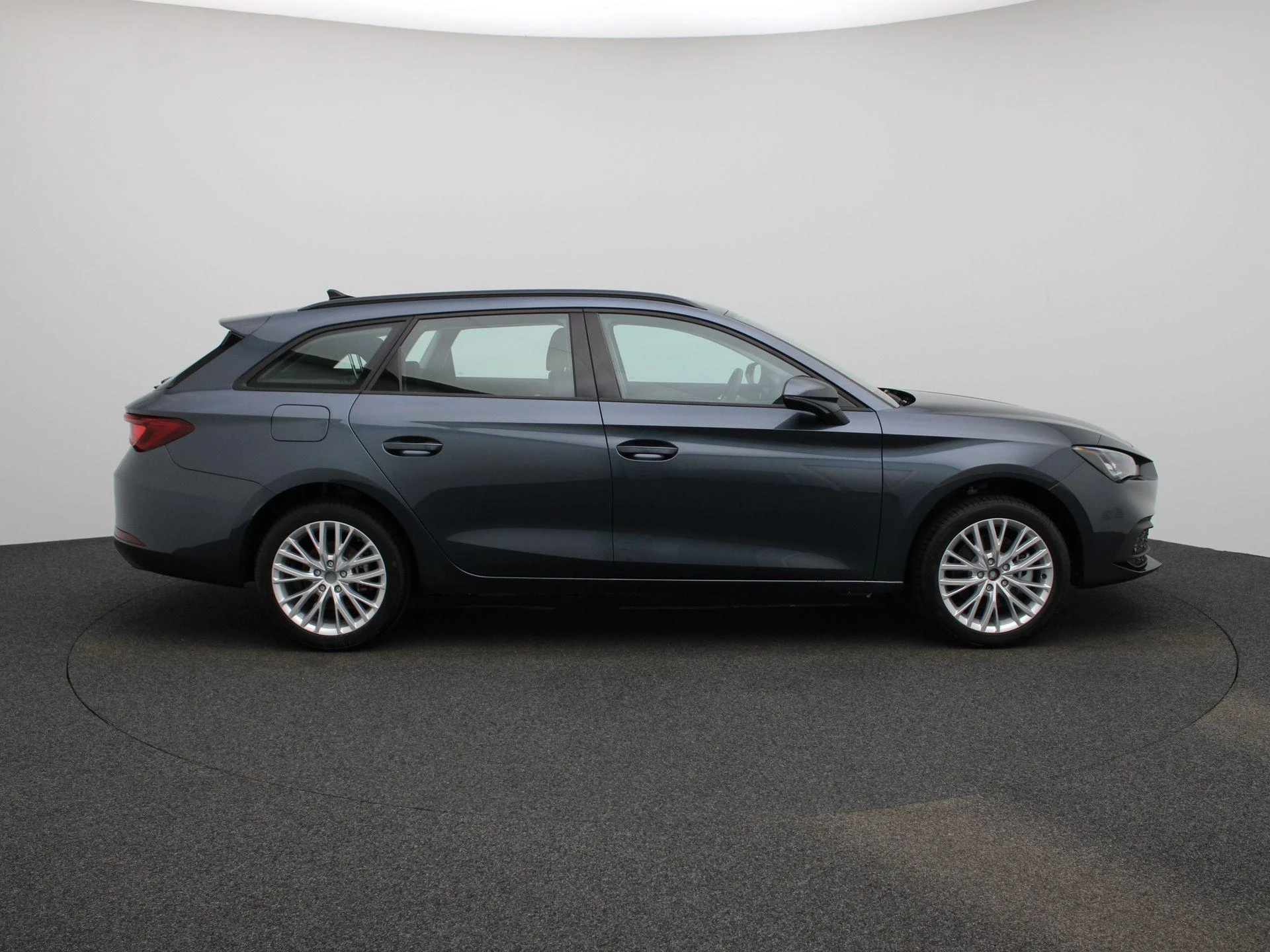 SEAT-Leon-image-5