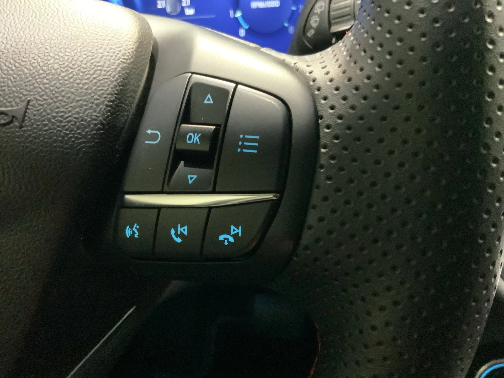 Ford-Puma-image-18
